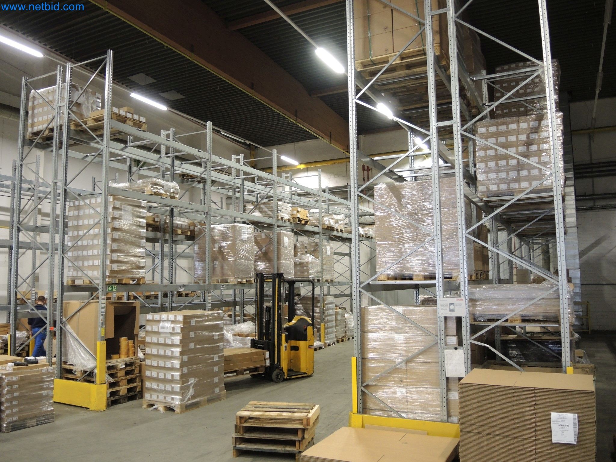 Machines for the production of insulation materials, EPS foam parts / particle foam components-6