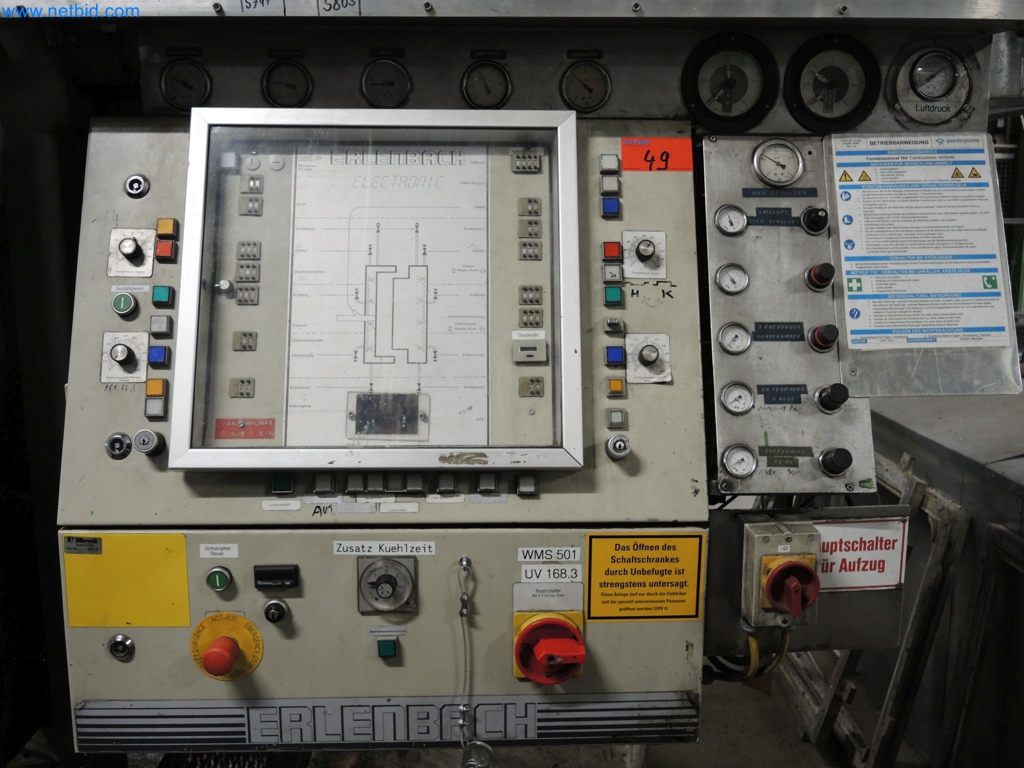 Machines for the production of insulation materials, EPS foam parts / particle foam components-8