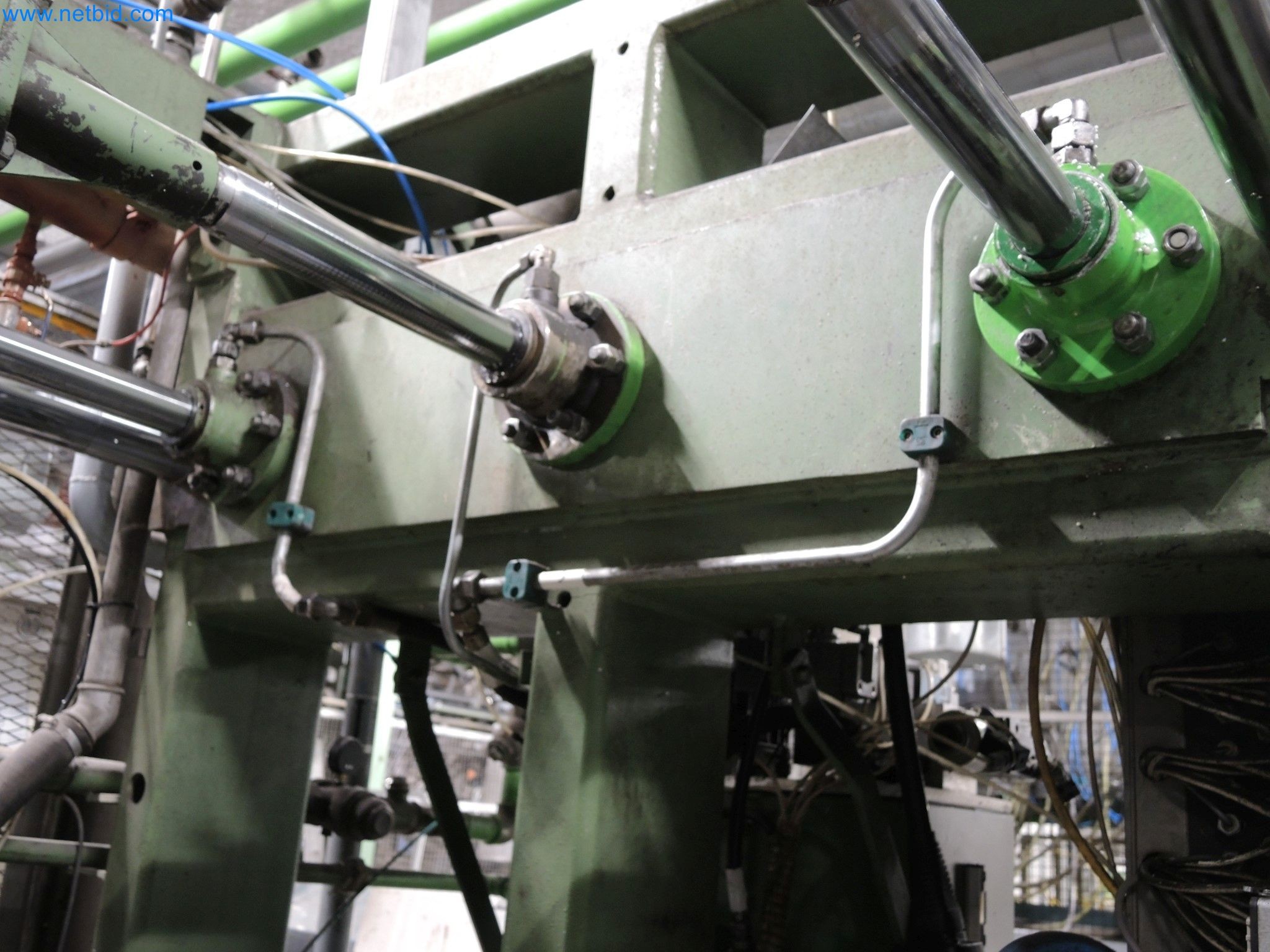 Machines for the production of insulation materials, EPS foam parts / particle foam components-9