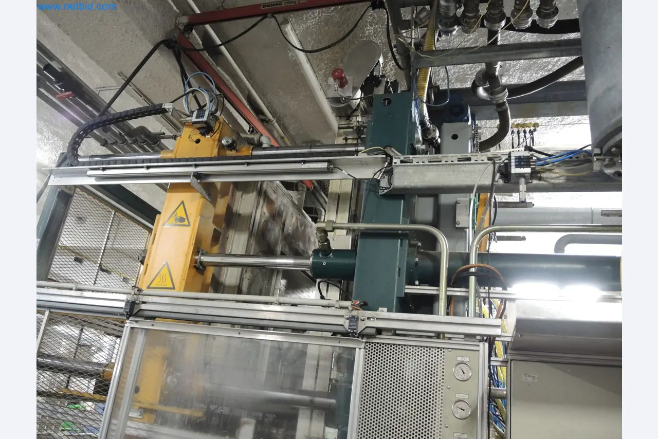 Machines for the production of insulation materials, EPS foam parts / particle foam components-6