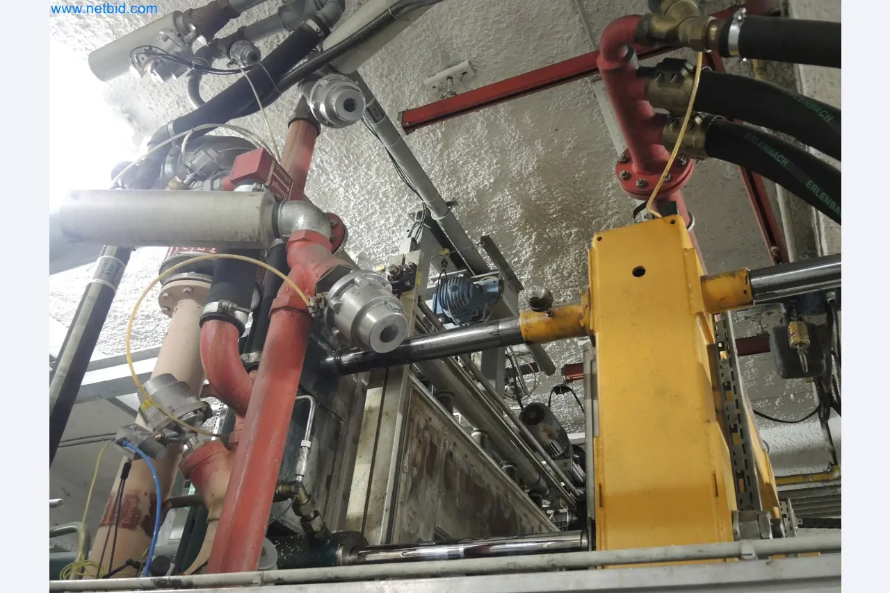 Machines for the production of insulation materials, EPS foam parts / particle foam components-8