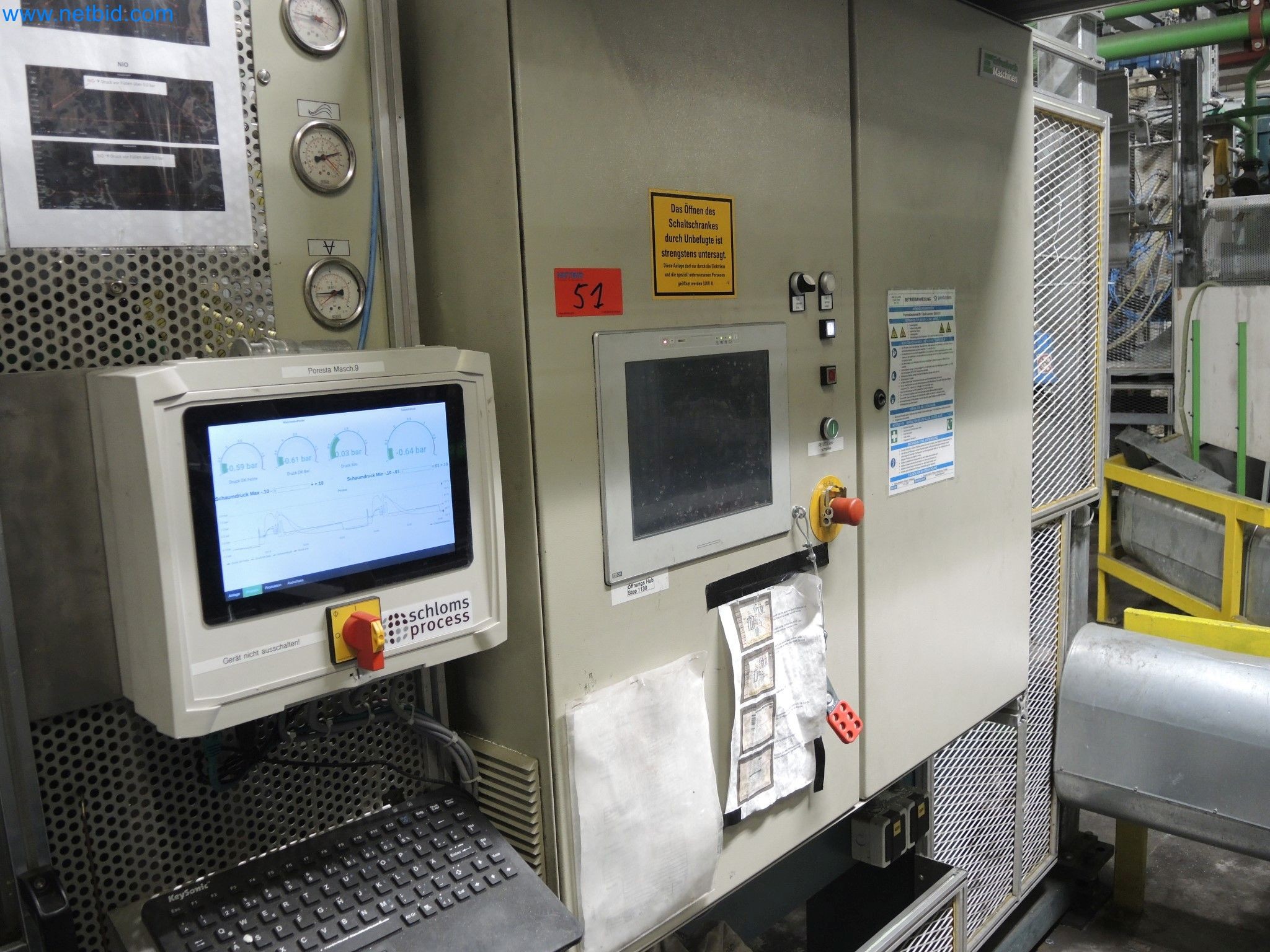 Machines for the production of insulation materials, EPS foam parts / particle foam components-8