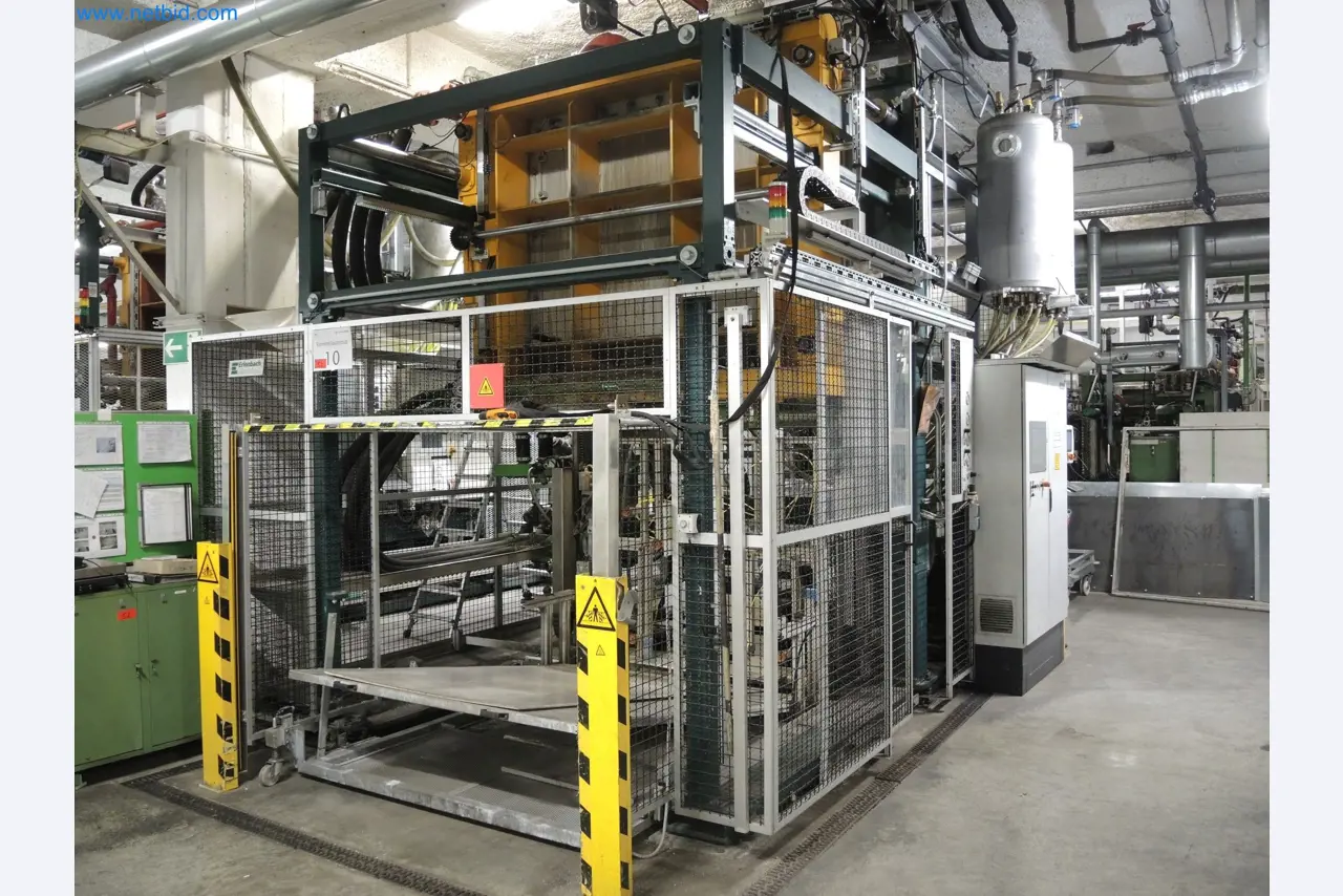 Machines for the production of insulation materials, EPS foam parts / particle foam components-1