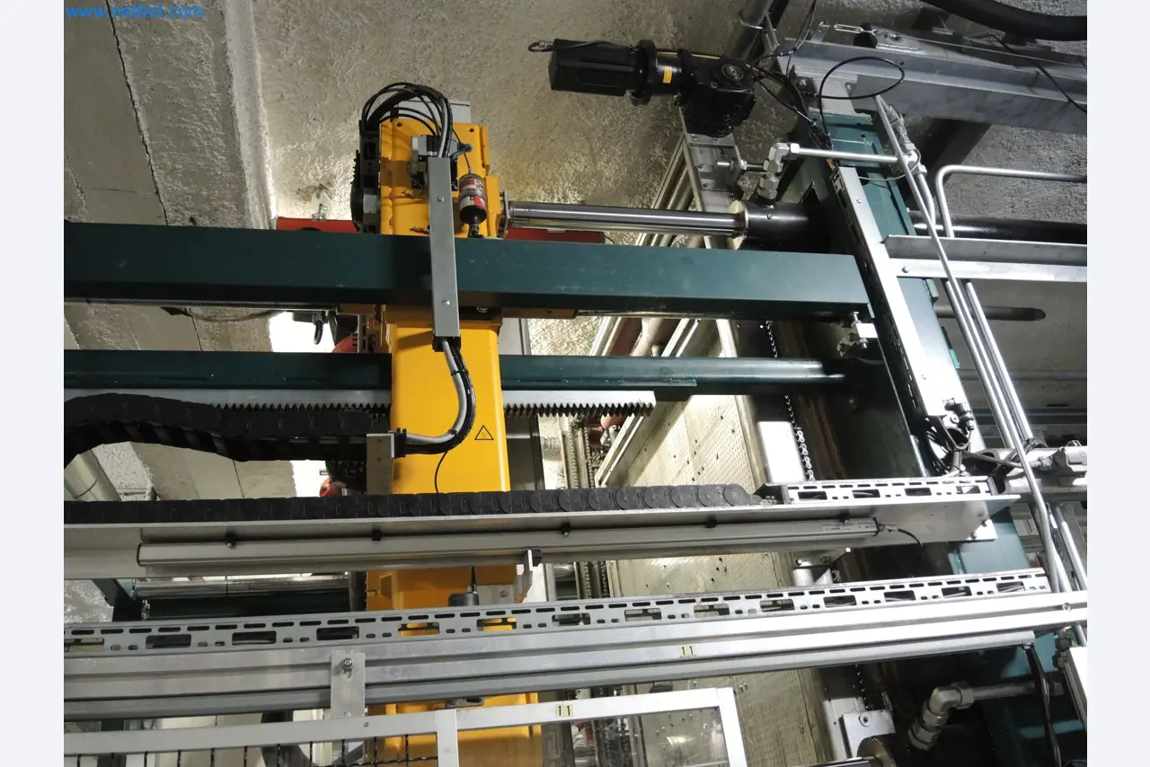 Machines for the production of insulation materials, EPS foam parts / particle foam components-9