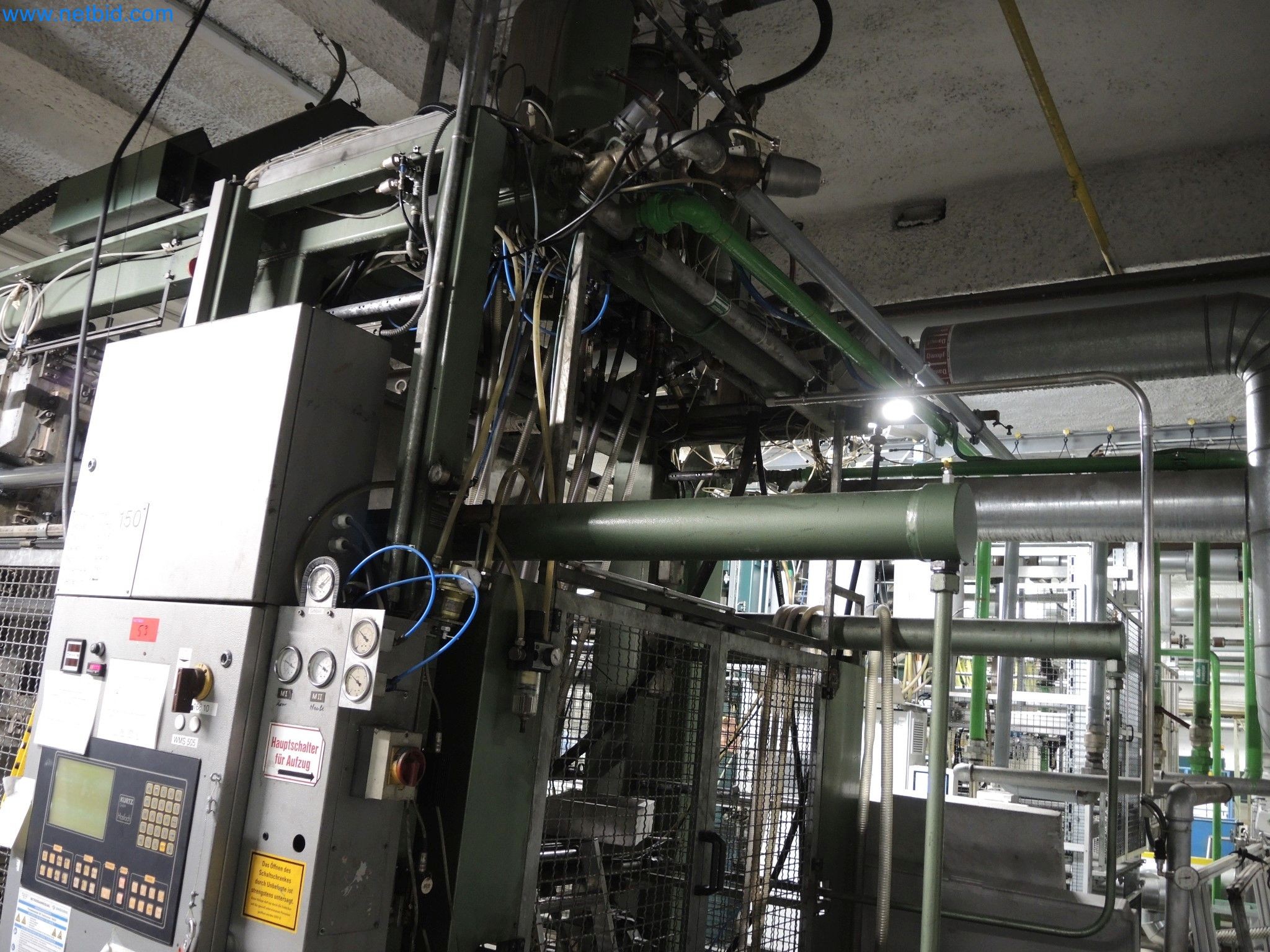 Machines for the production of insulation materials, EPS foam parts / particle foam components-2