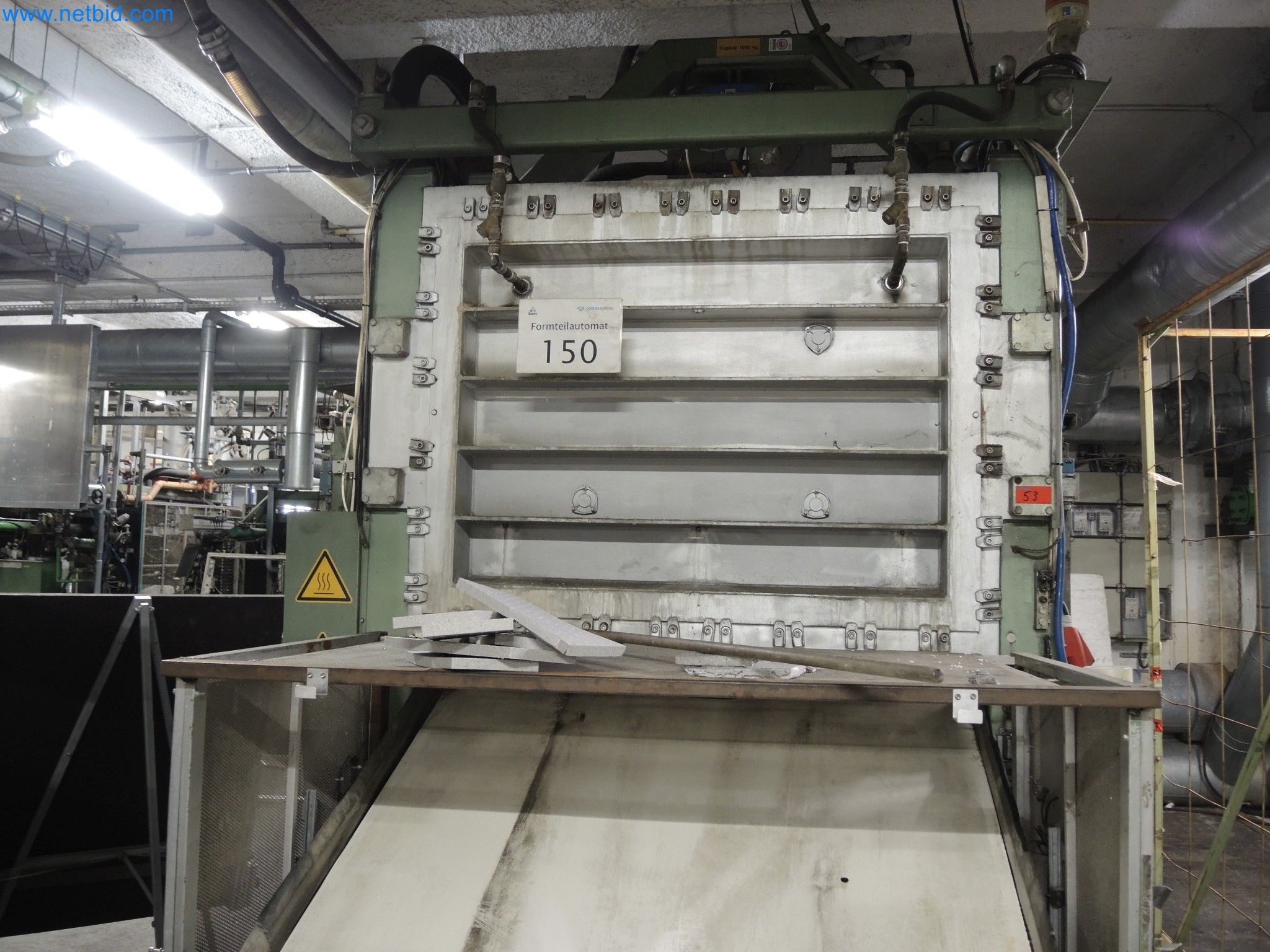 Machines for the production of insulation materials, EPS foam parts / particle foam components-5