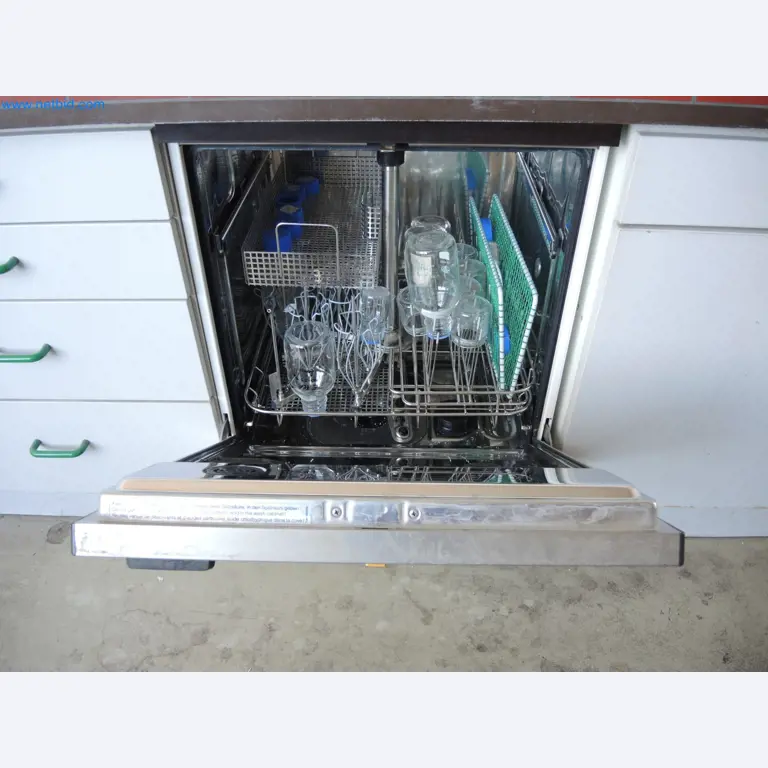 Machines for the production of insulation materials, EPS foam parts / particle foam components-2