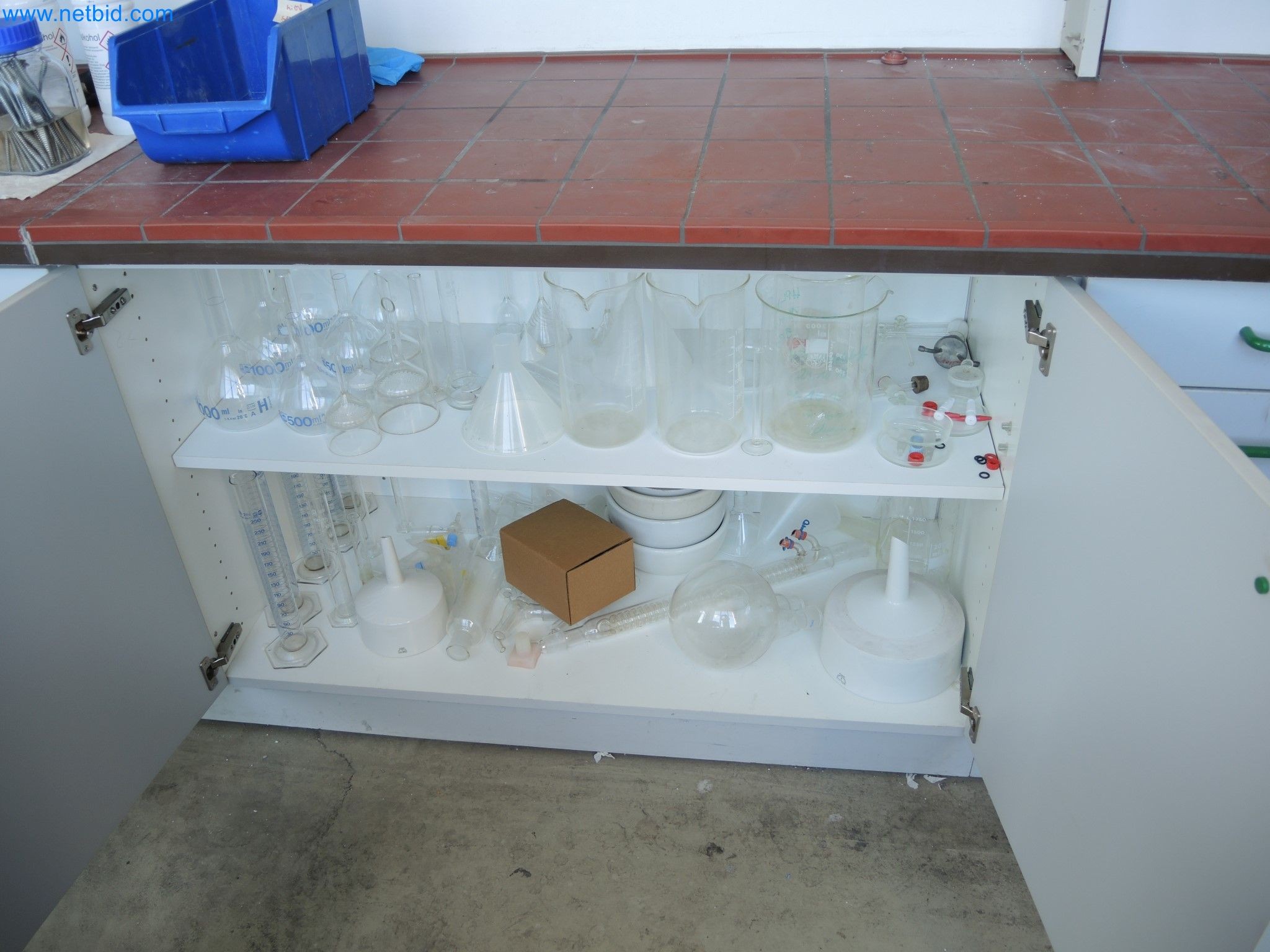 Machines for the production of insulation materials, EPS foam parts / particle foam components-3