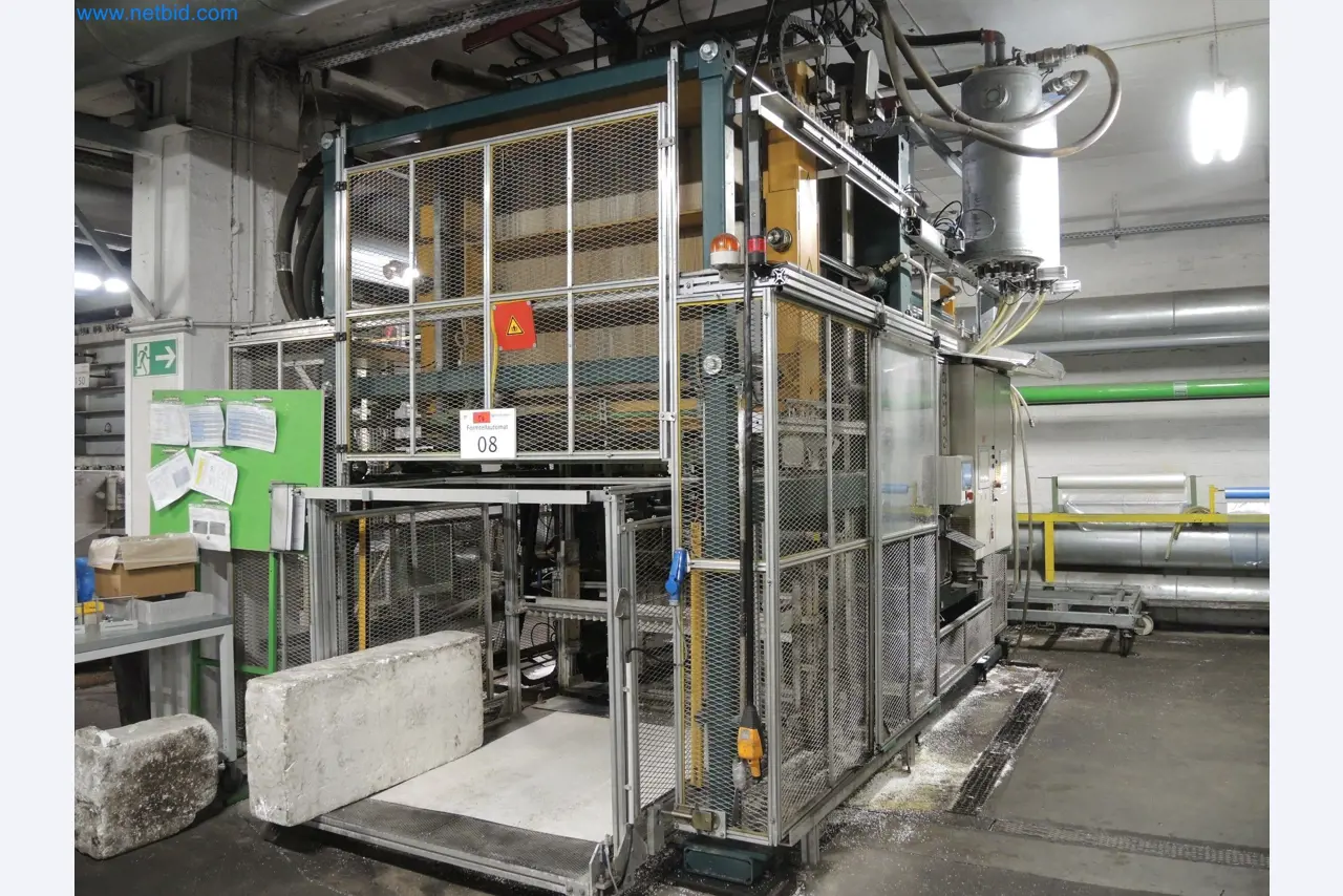 Machines for the production of insulation materials, EPS foam parts / particle foam components-1