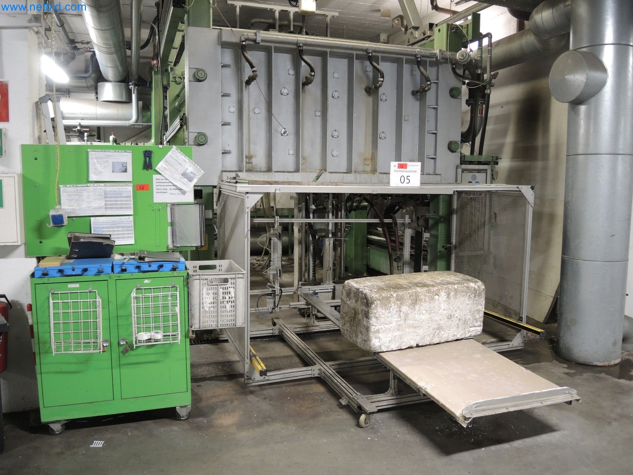 Machines for the production of insulation materials, EPS foam parts / particle foam components-1