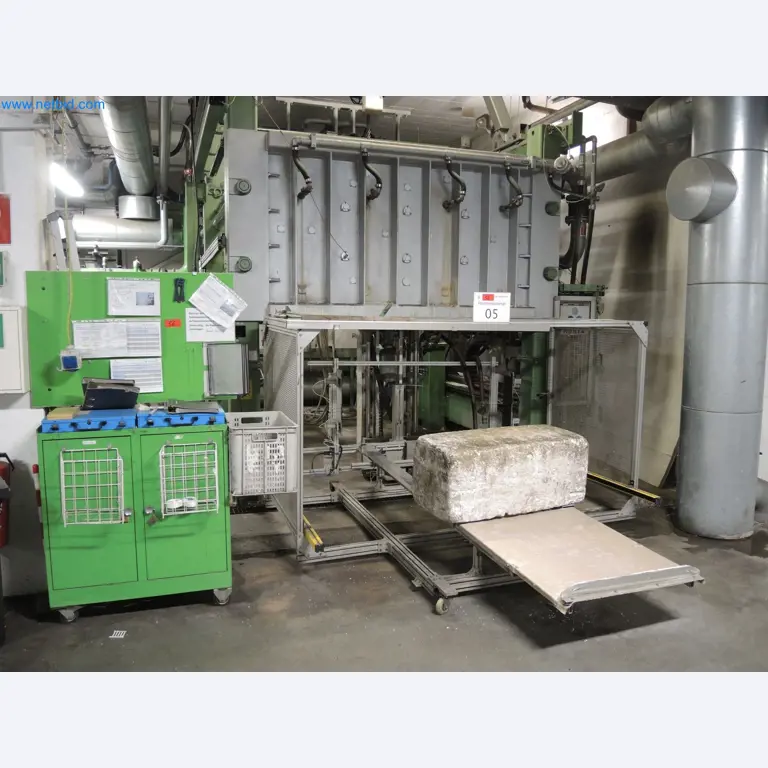 Machines pour la fabrication de matériaux isolants, de pièces en mousse EPS / de pièces en mousse à particules-1