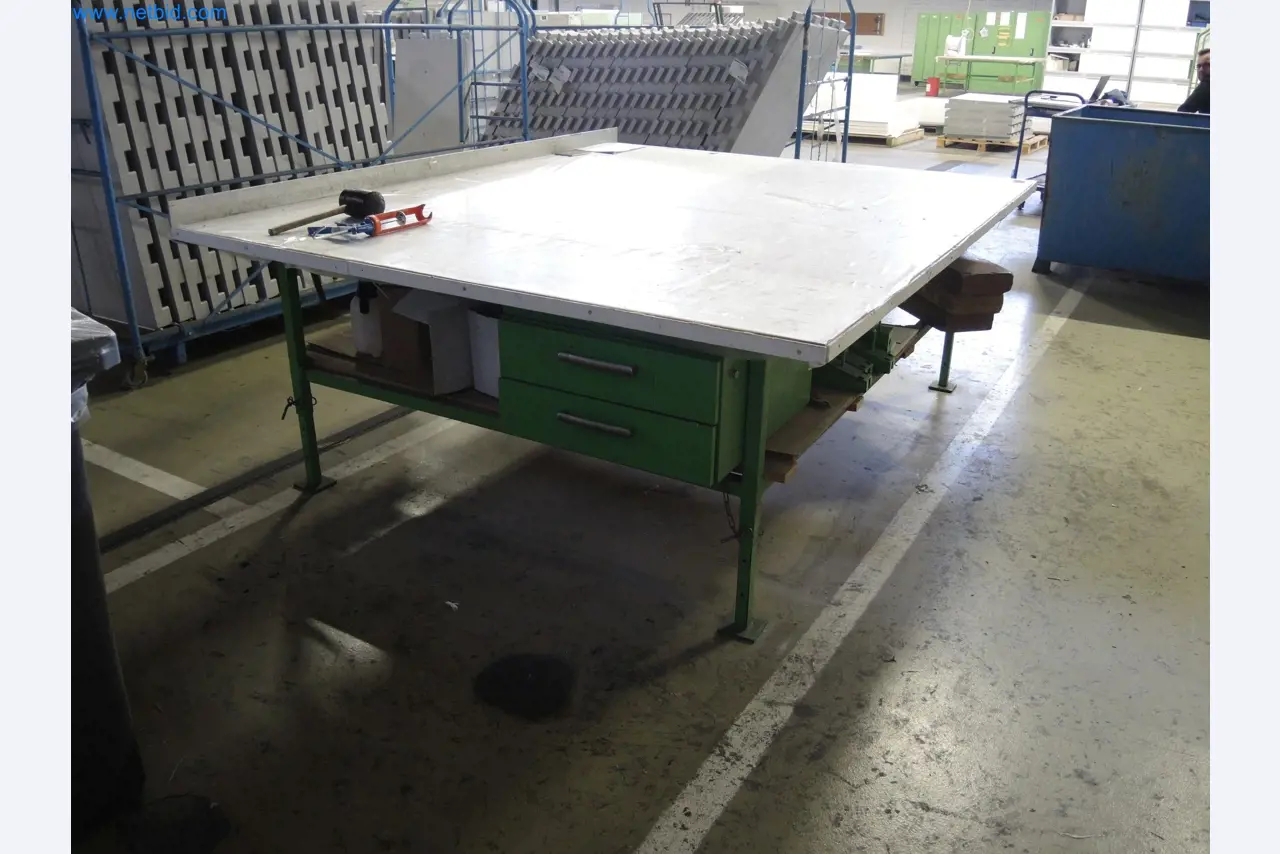 Machines for the production of insulation materials, EPS foam parts / particle foam components-2