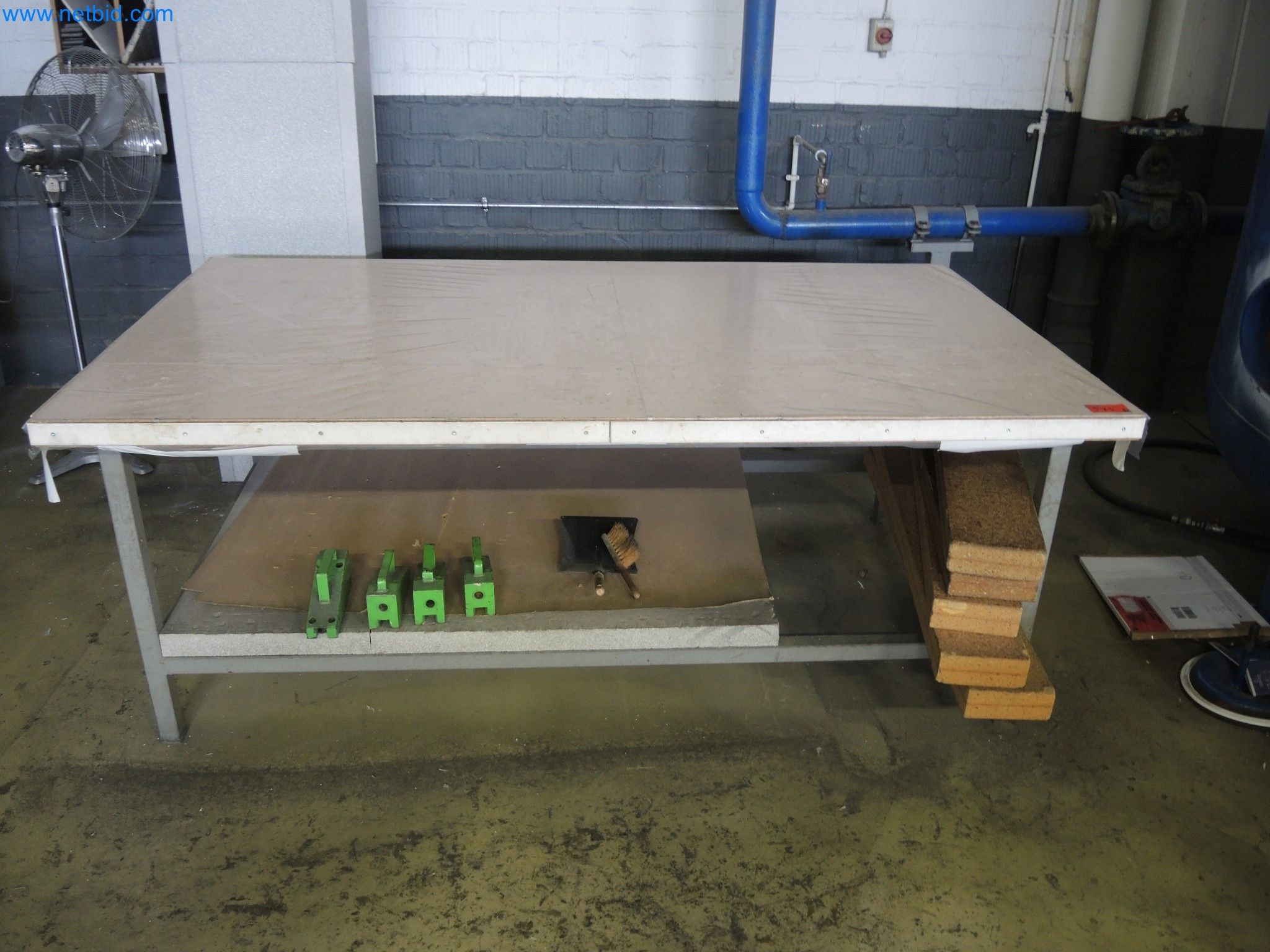 Machines for the production of insulation materials, EPS foam parts / particle foam components-3