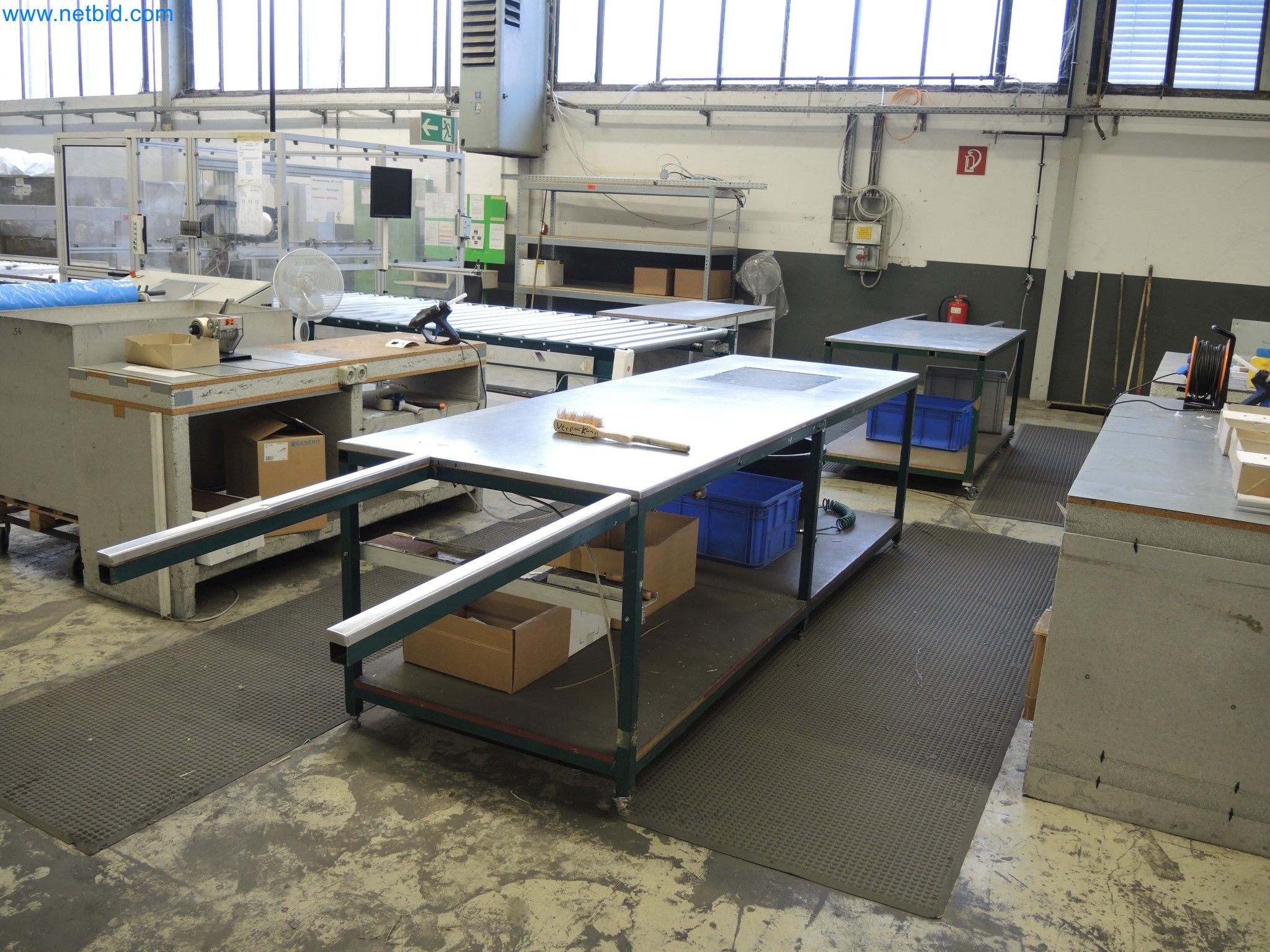 Machines for the production of insulation materials, EPS foam parts / particle foam components-4