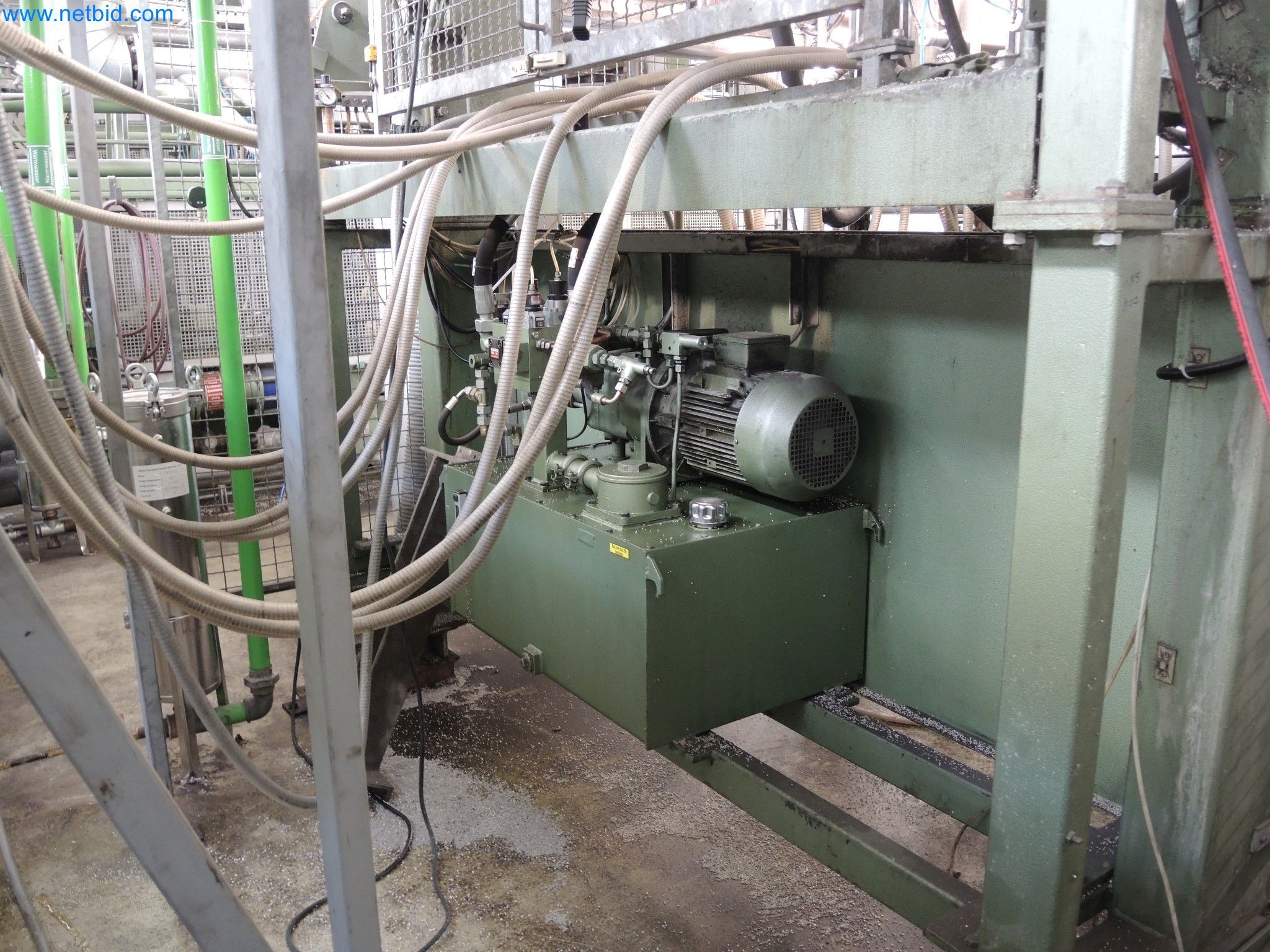 Machines for the production of insulation materials, EPS foam parts / particle foam components-5