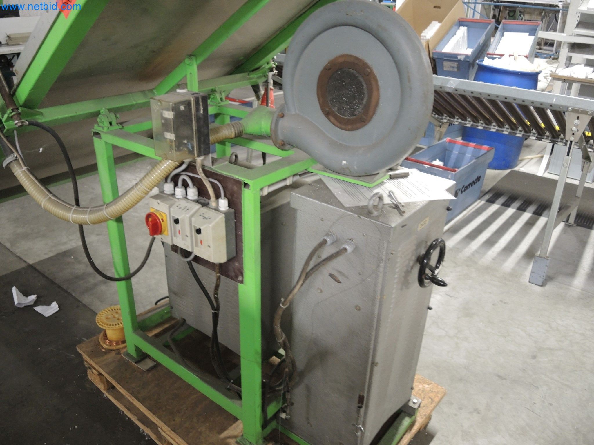 Maschinen zur Herstellung von Dämmmaterialien, EPS-Schaumteilen / Partikelschaum-Bauteilen-5