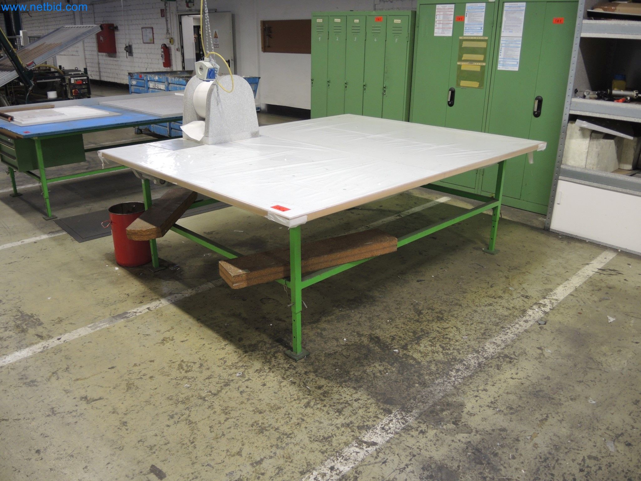 Machines for the production of insulation materials, EPS foam parts / particle foam components-1