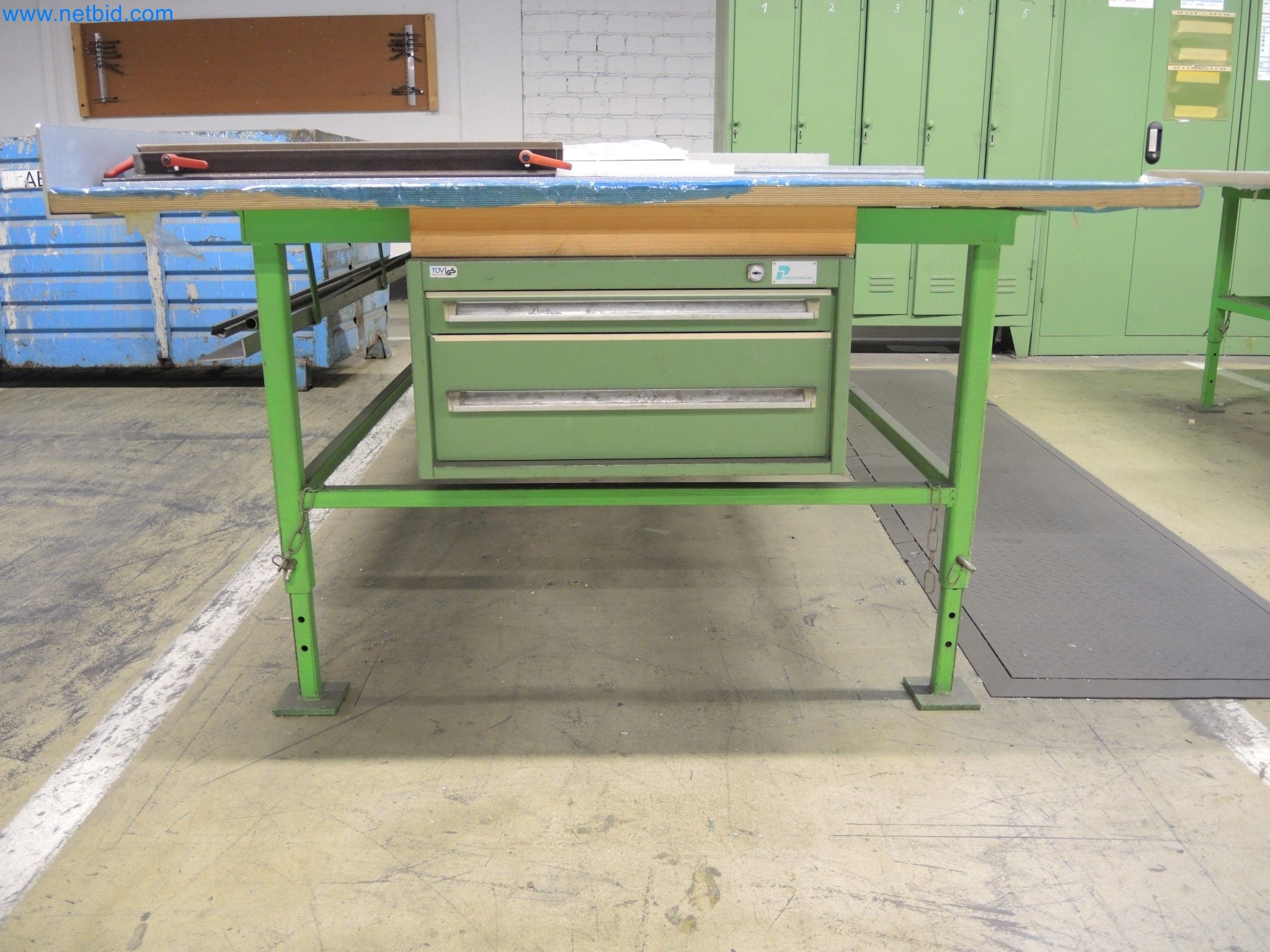 Machines for the production of insulation materials, EPS foam parts / particle foam components-3