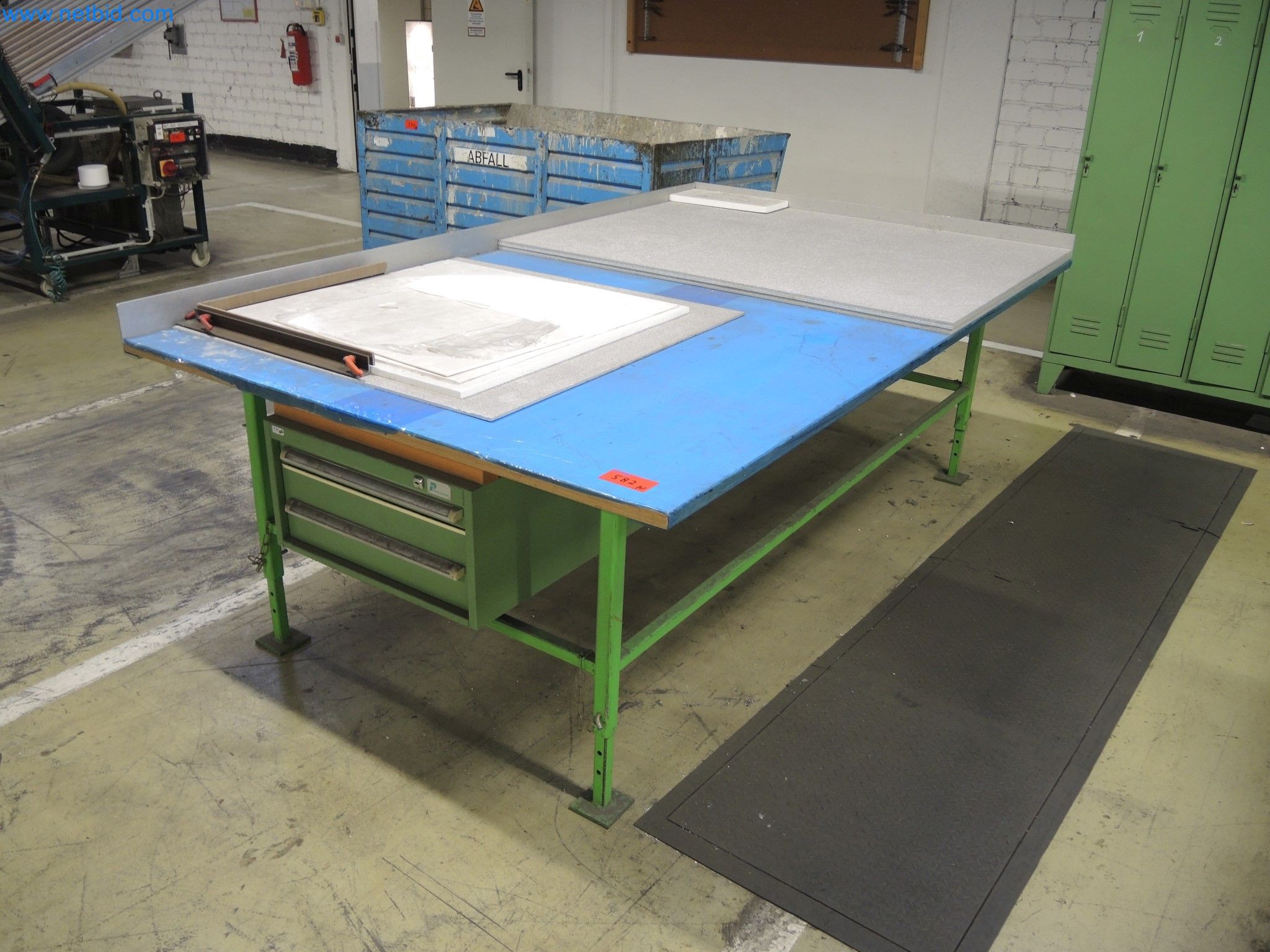 Machines for the production of insulation materials, EPS foam parts / particle foam components-4