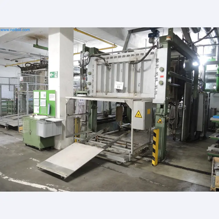 Machines for the production of insulation materials, EPS foam parts / particle foam components-1