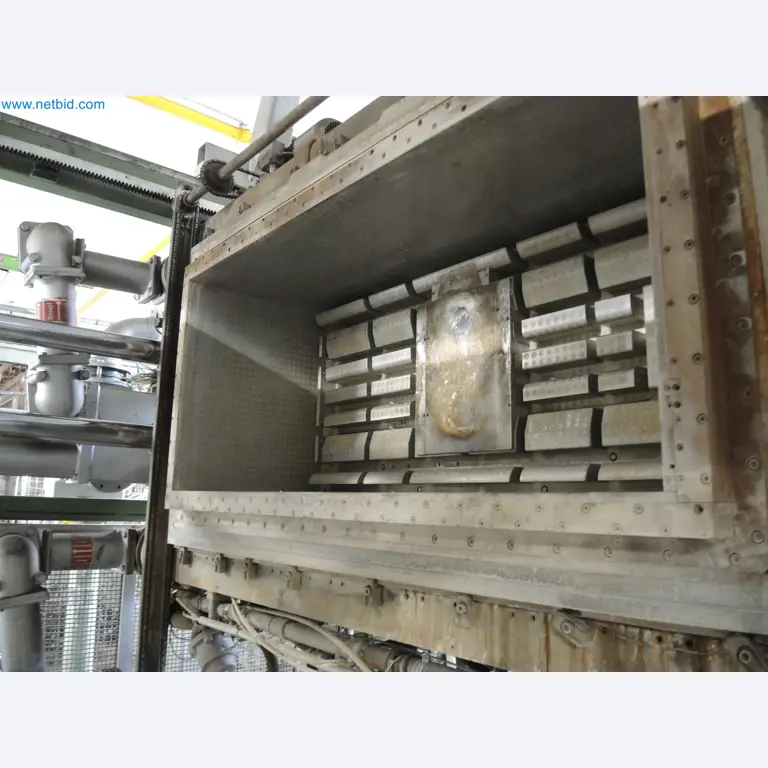 Machines for the production of insulation materials, EPS foam parts / particle foam components-3