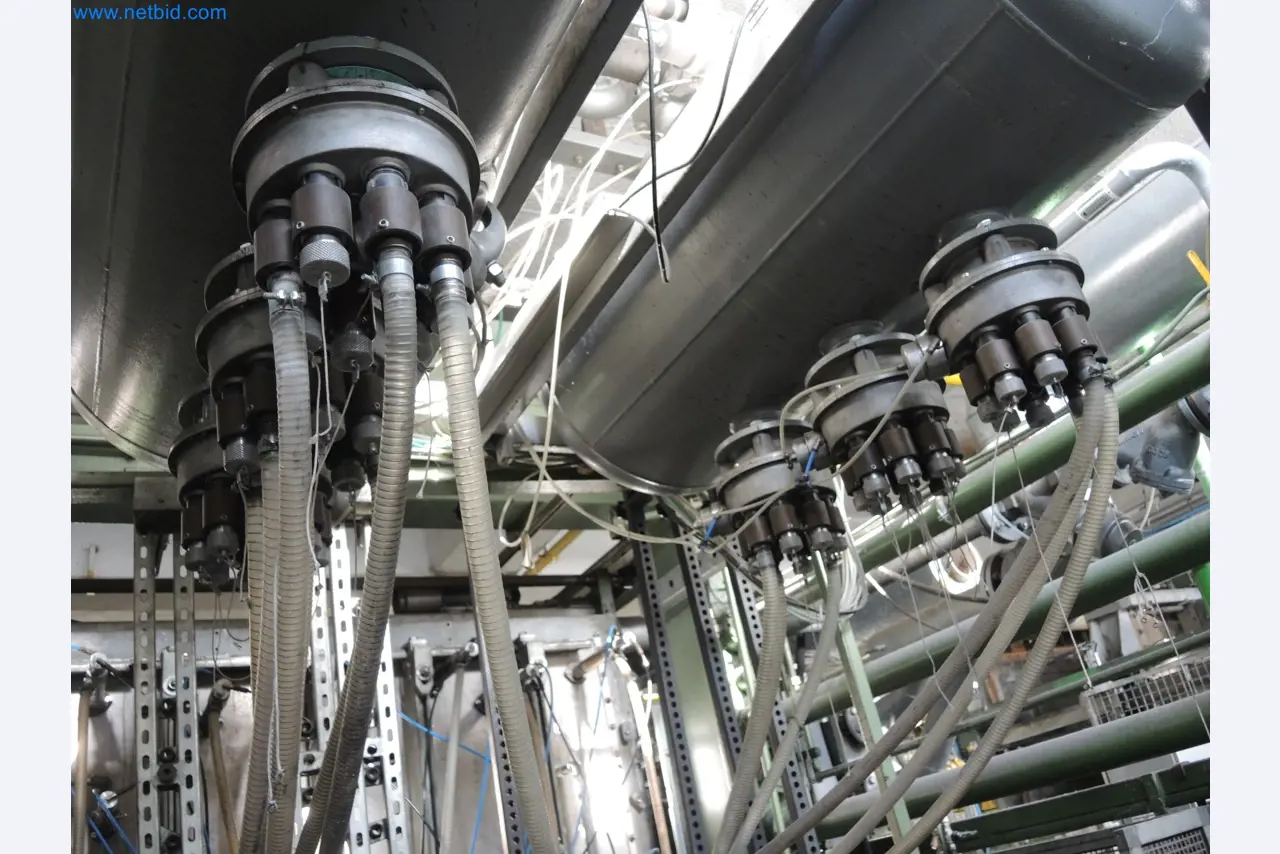 Machines for the production of insulation materials, EPS foam parts / particle foam components-6