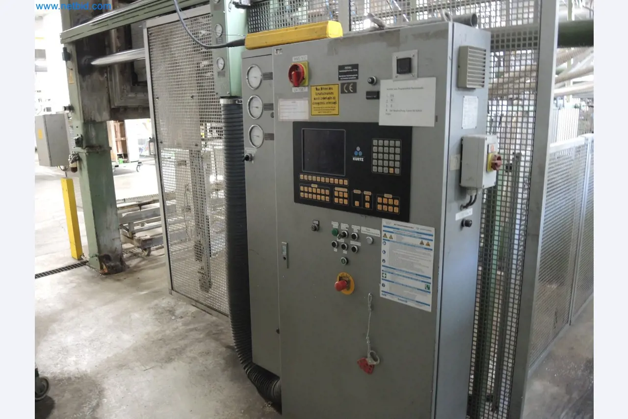 Machines for the production of insulation materials, EPS foam parts / particle foam components-8