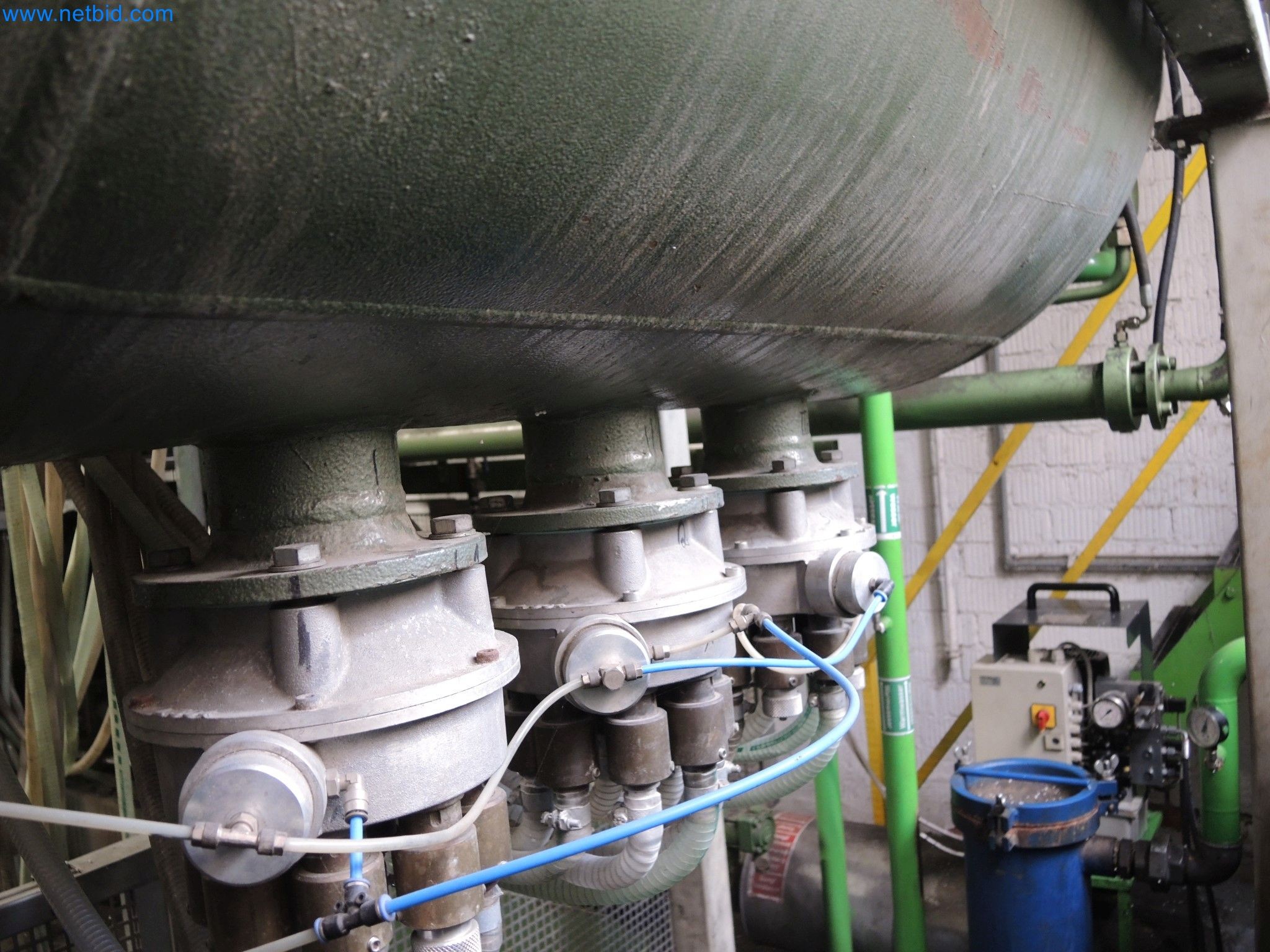 Machines for the production of insulation materials, EPS foam parts / particle foam components-11