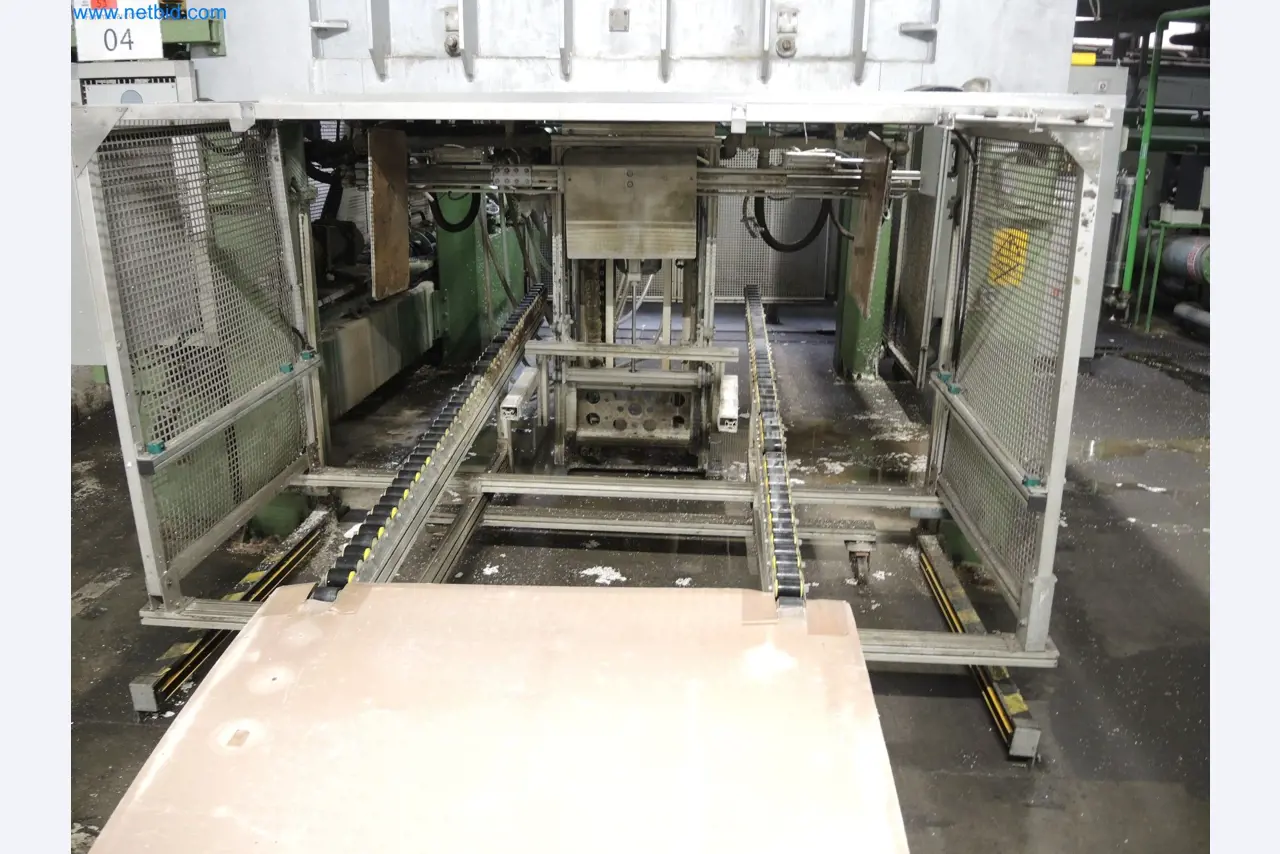 Machines for the production of insulation materials, EPS foam parts / particle foam components-2