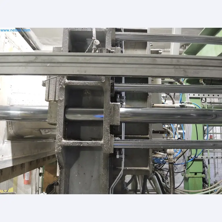 Machines for the production of insulation materials, EPS foam parts / particle foam components-8