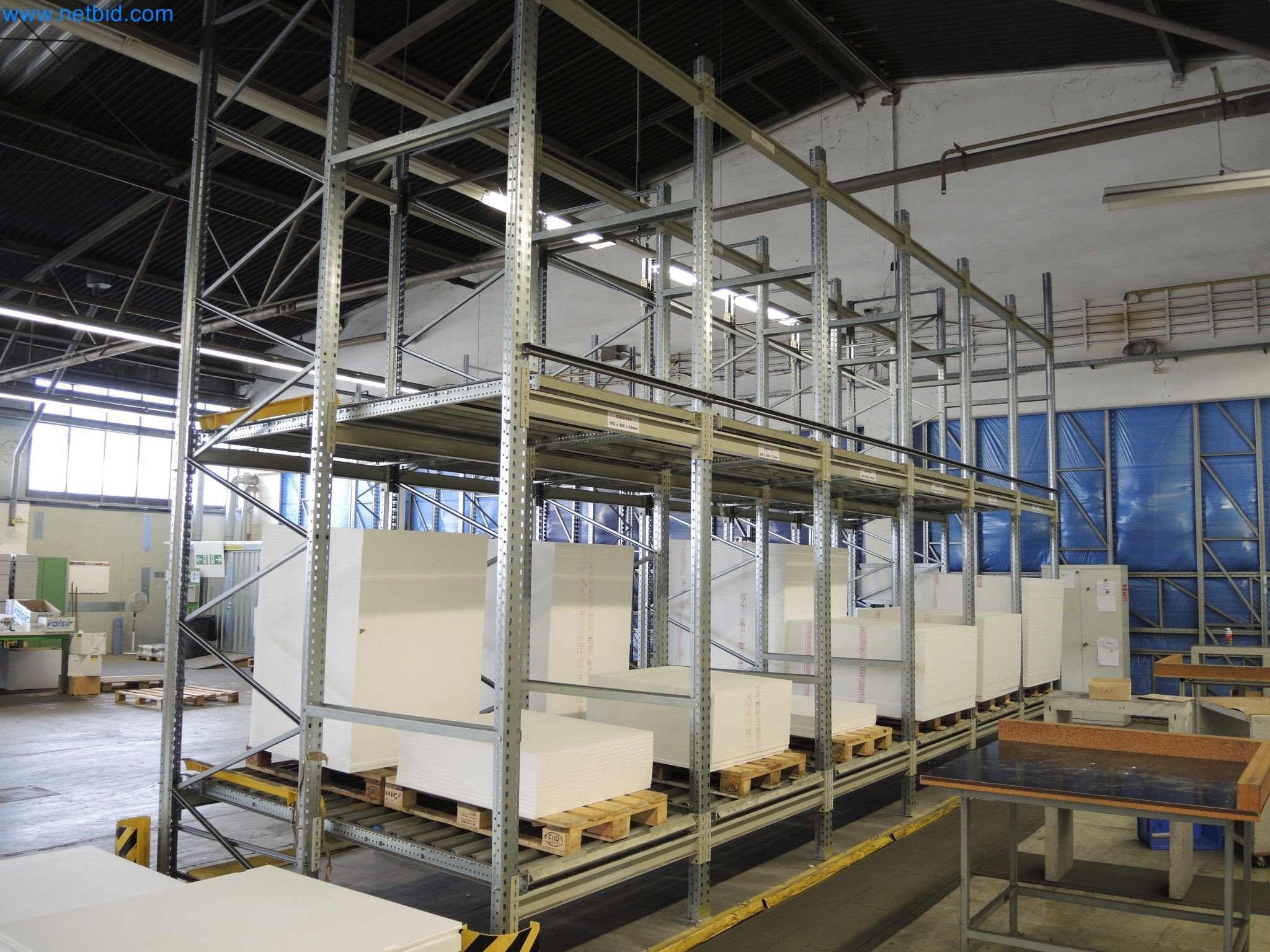 Máquinas para a produção de materiais de isolamento, peças de espuma EPS / componentes de espuma de partículas-1