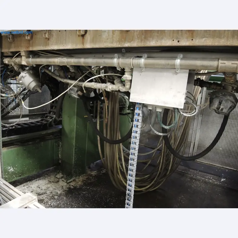 Machines for the production of insulation materials, EPS foam parts / particle foam components-2