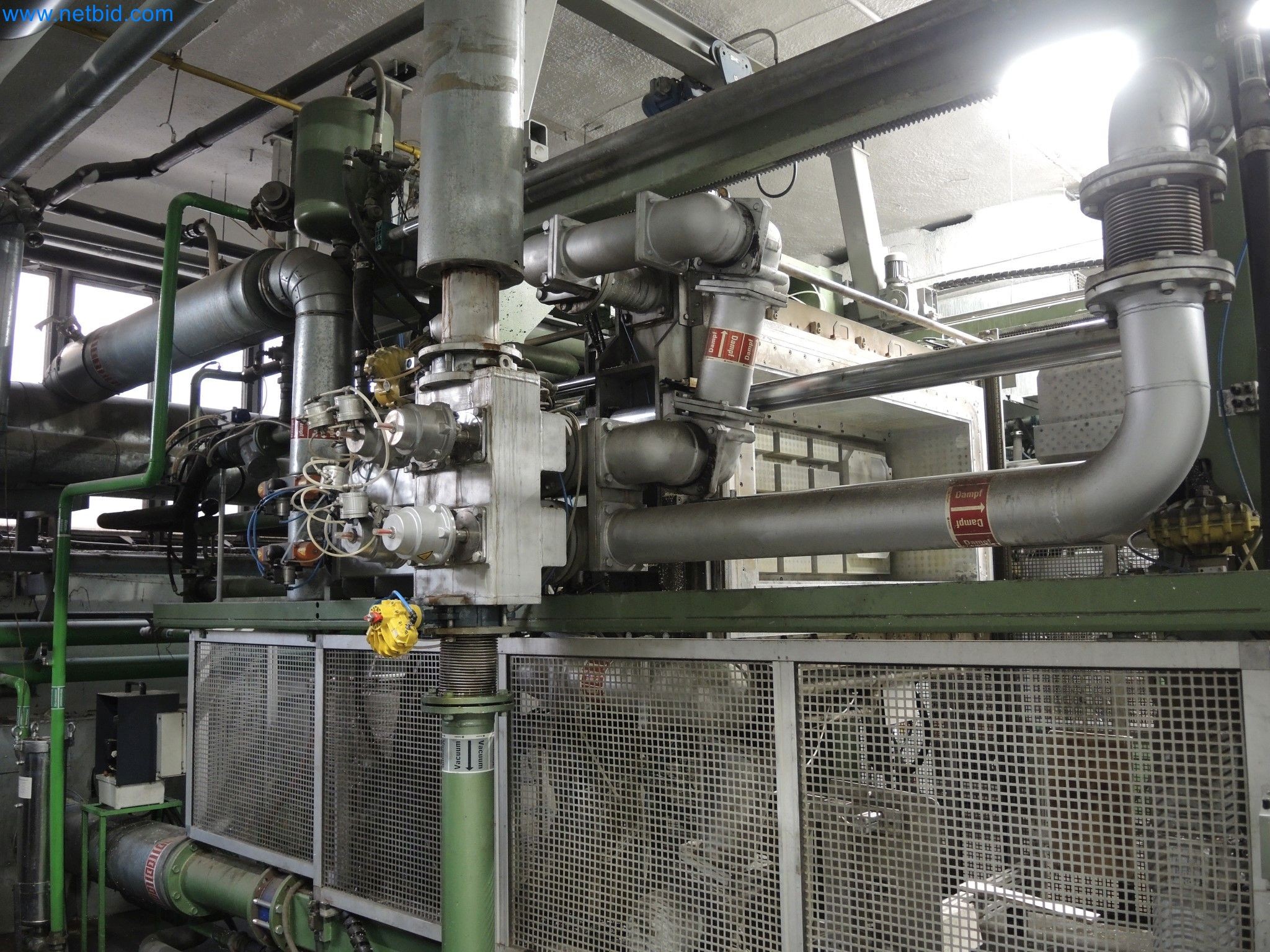 Machines for the production of insulation materials, EPS foam parts / particle foam components-6