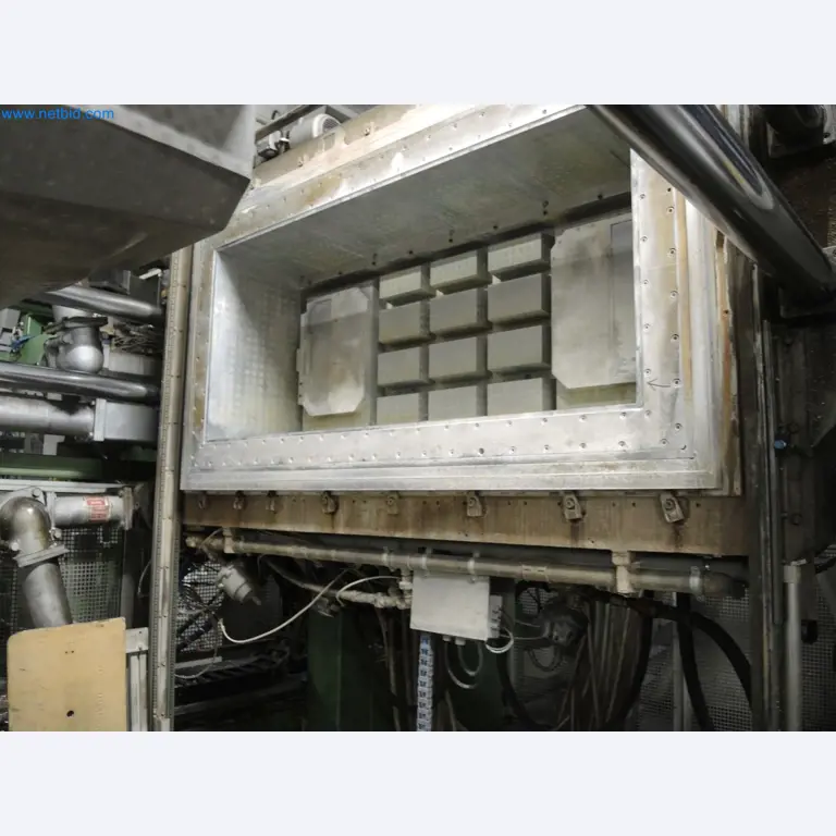 Machines for the production of insulation materials, EPS foam parts / particle foam components-9