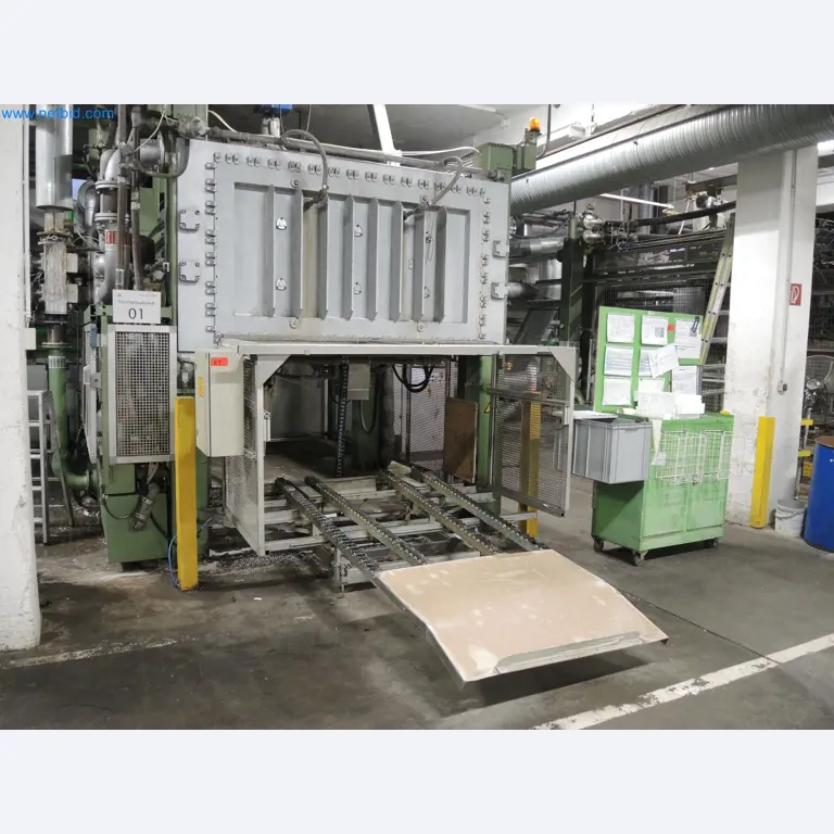 Machines for the production of insulation materials, EPS foam parts / particle foam components-1