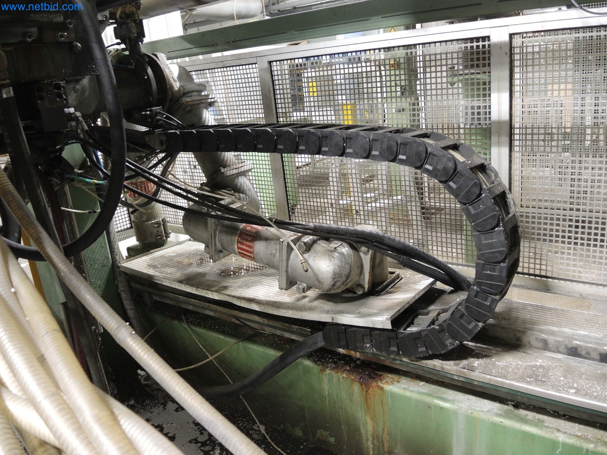 Machines for the production of insulation materials, EPS foam parts / particle foam components-4