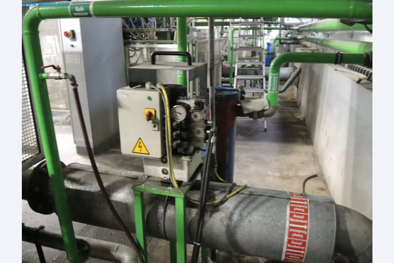 Machines for the production of insulation materials, EPS foam parts / particle foam components-7