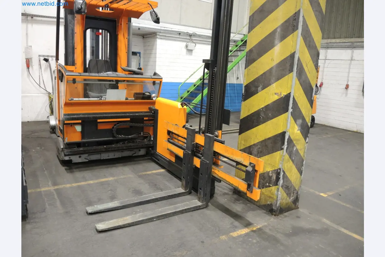 Machines for the production of insulation materials, EPS foam parts / particle foam components-5