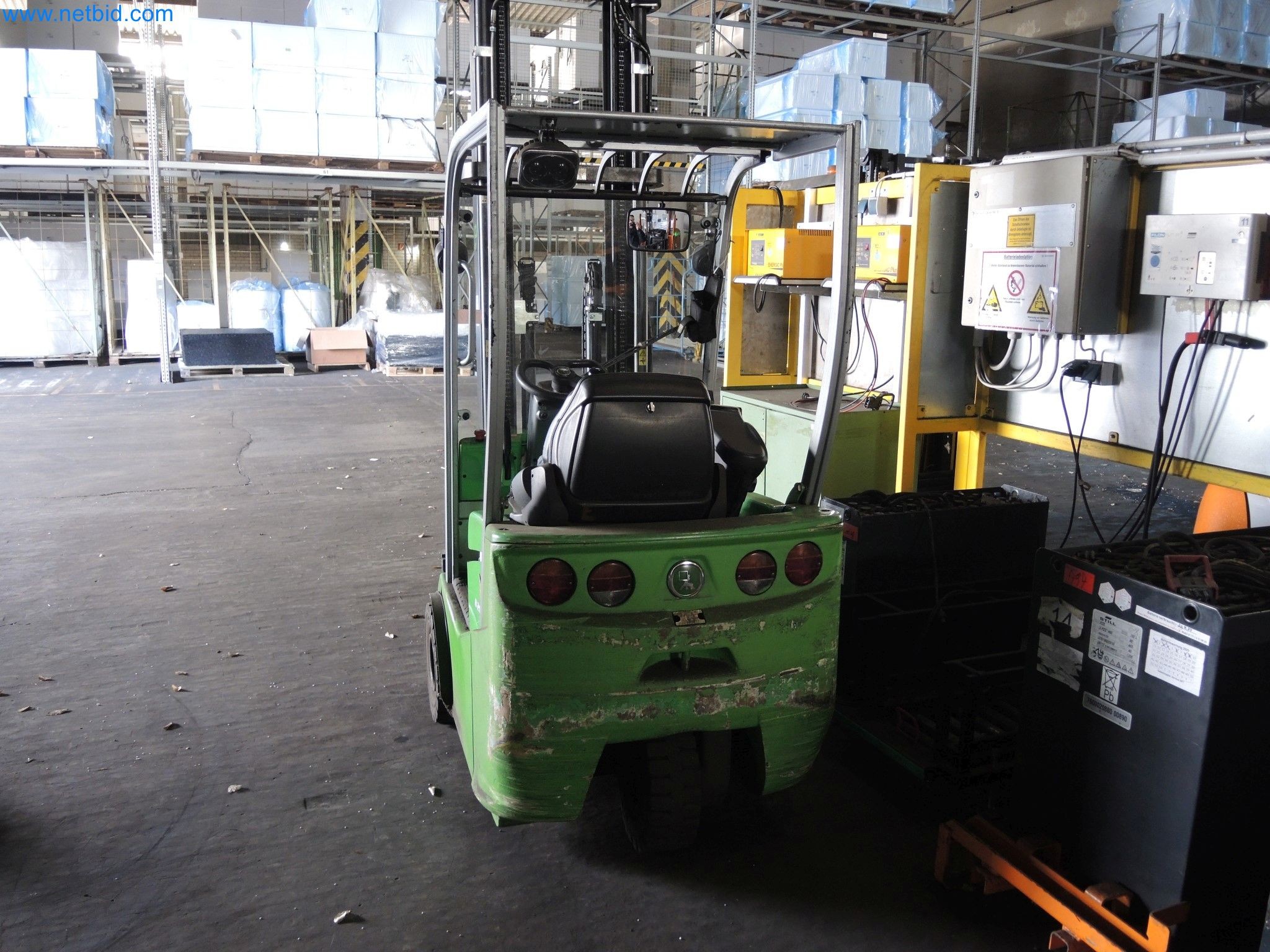 Machines for the production of insulation materials, EPS foam parts / particle foam components-3