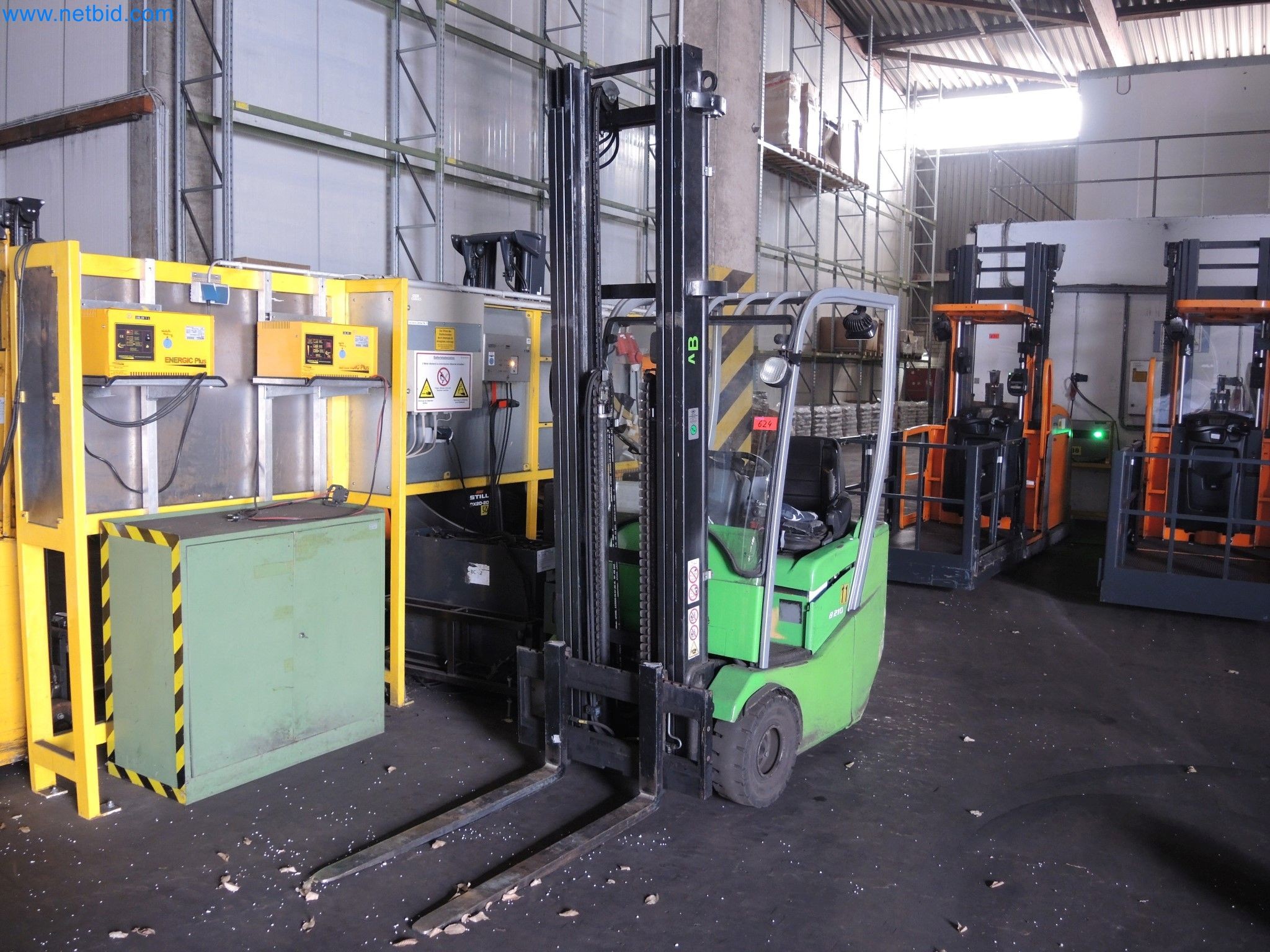 Machines for the production of insulation materials, EPS foam parts / particle foam components-5