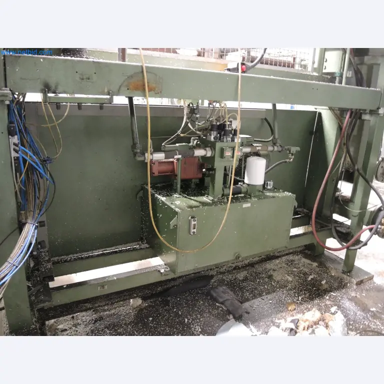 Machines for the production of insulation materials, EPS foam parts / particle foam components-7