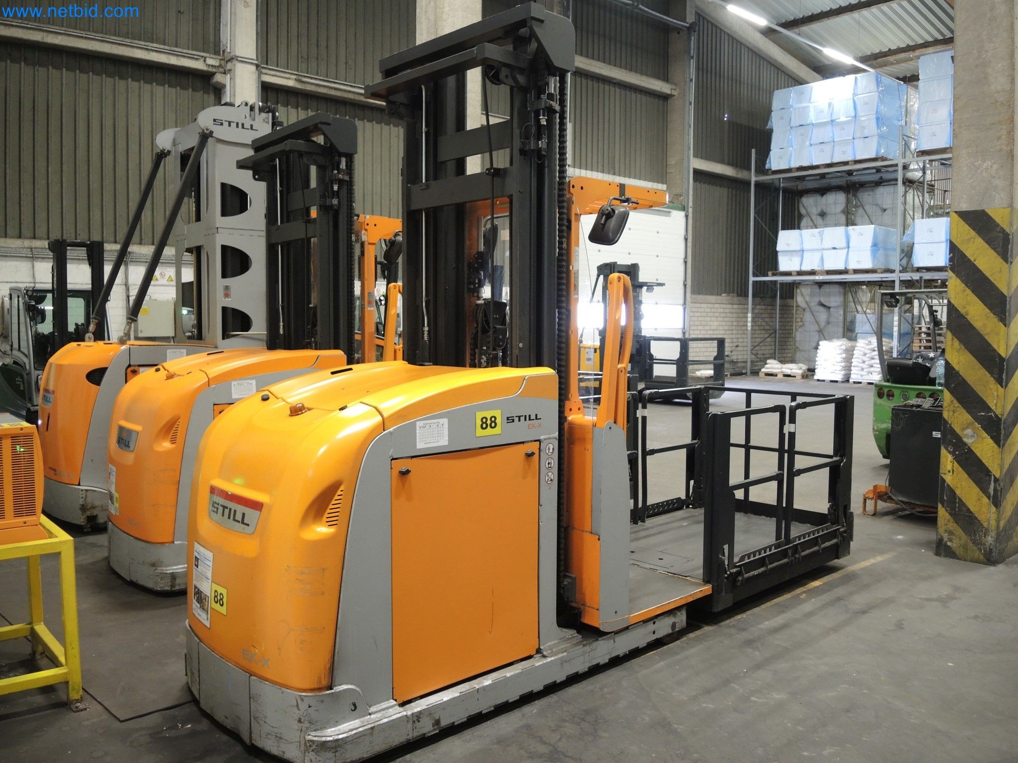 Machines for the production of insulation materials, EPS foam parts / particle foam components-4