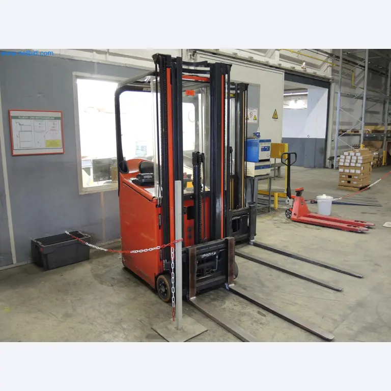 Machines for the production of insulation materials, EPS foam parts / particle foam components-1