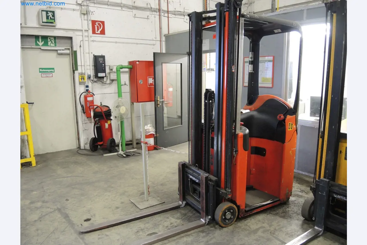 Machines for the production of insulation materials, EPS foam parts / particle foam components-3