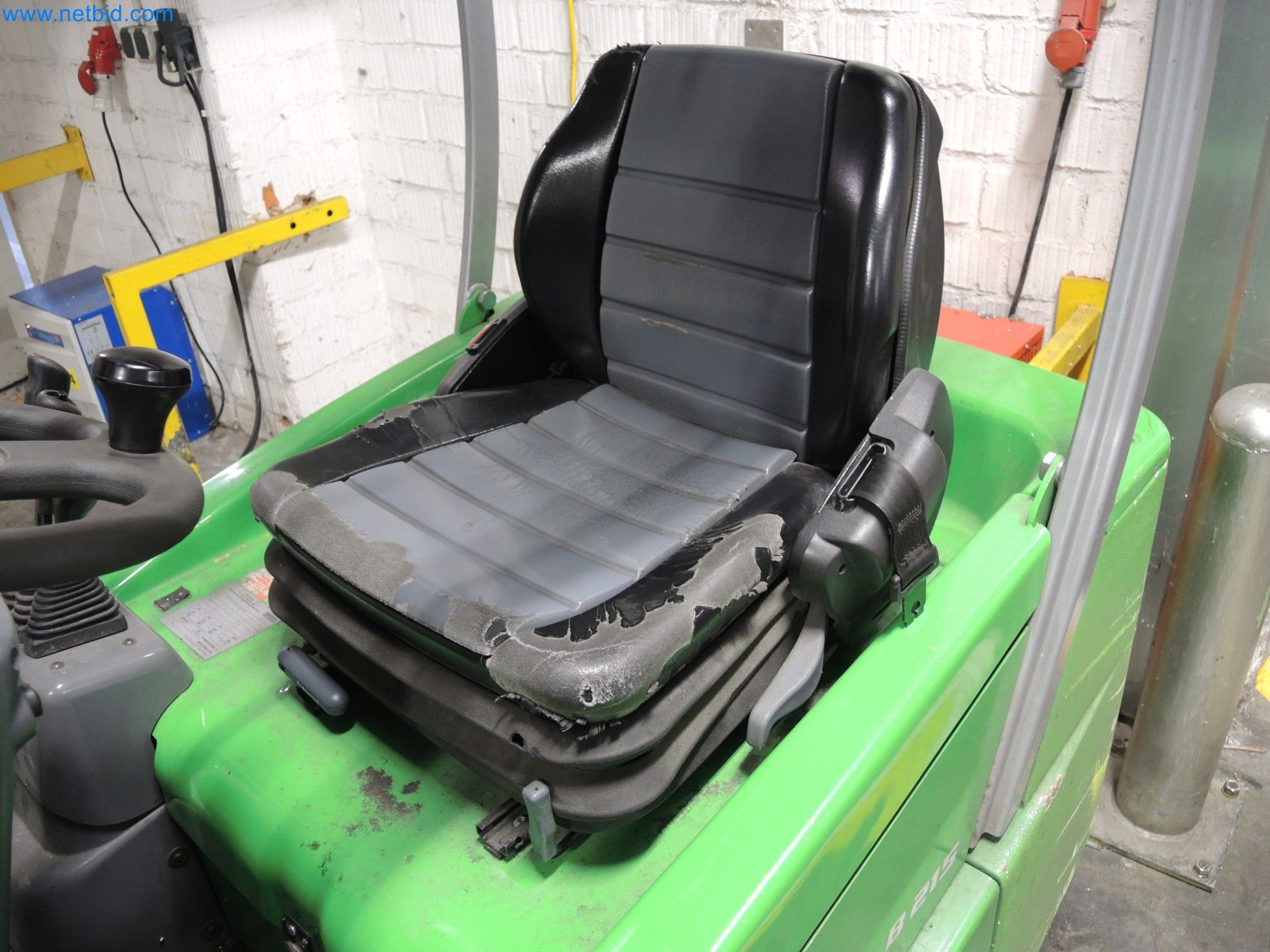 Maszyny do produkcji materiałów izolacyjnych, elementów z pianki EPS / elementów z pianki wiórowej-2