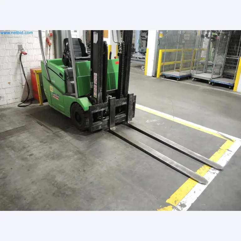 Maszyny do produkcji materiałów izolacyjnych, elementów z pianki EPS / elementów z pianki wiórowej-7