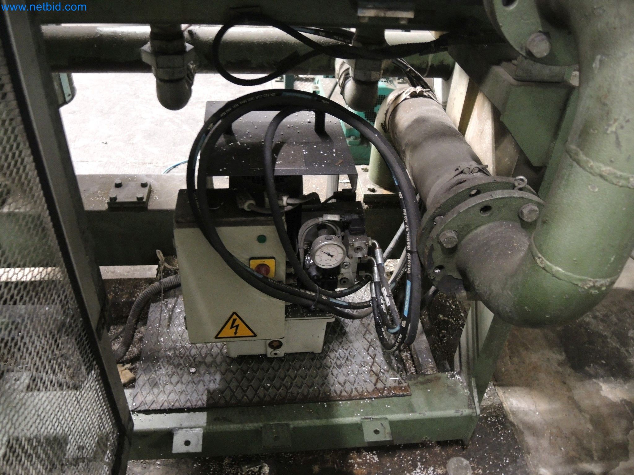 Machines for the production of insulation materials, EPS foam parts / particle foam components-2