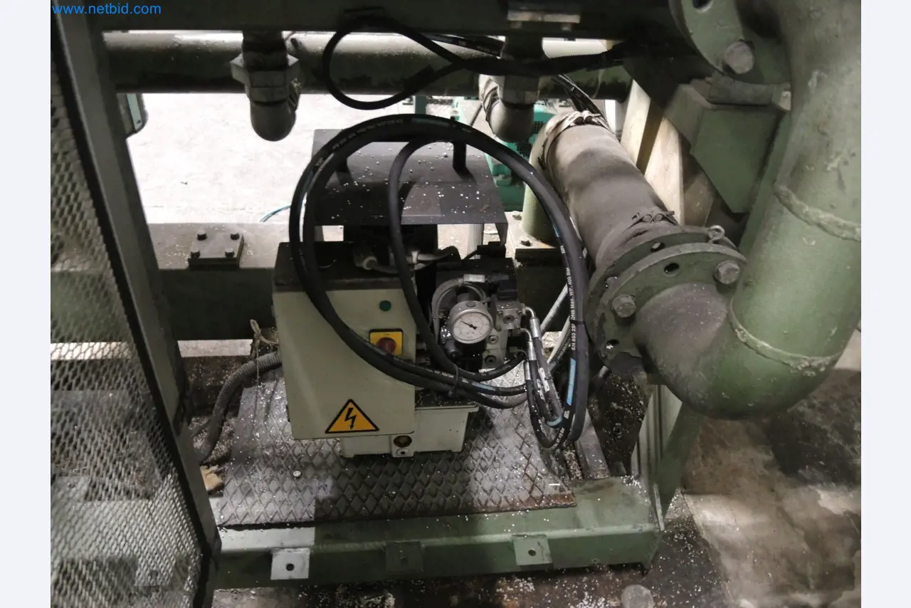 Machines for the production of insulation materials, EPS foam parts / particle foam components-2