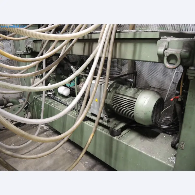 Machines for the production of insulation materials, EPS foam parts / particle foam components-4