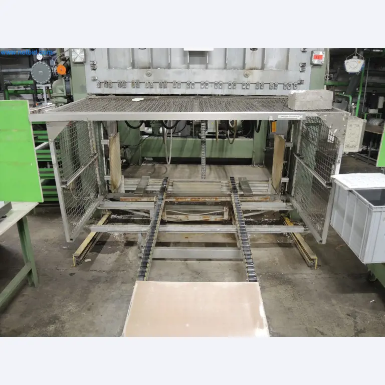 Machines for the production of insulation materials, EPS foam parts / particle foam components-5